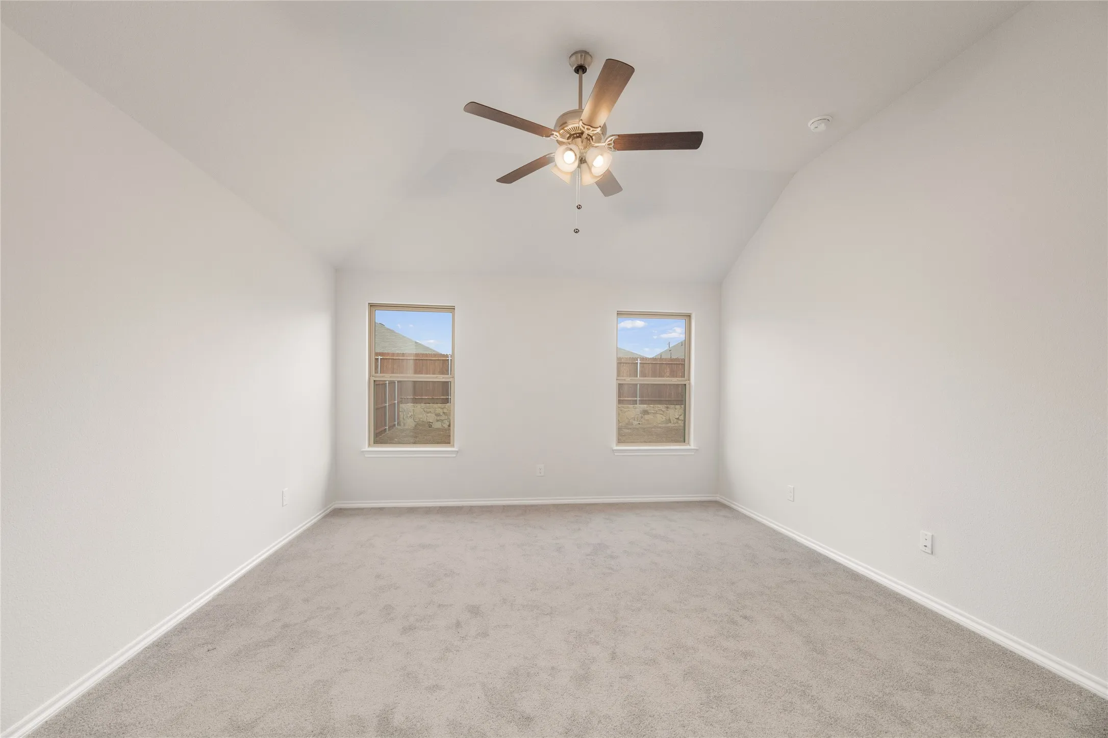 Single Family Residence For Rent in Denton County , 635 Frio Lane, Aubrey, Texas 76227, 4 Bedroom, 2 Bathroom, 2 Garage spaces, 2,022 Sqft, built in 2022, mls#21370256, Real Estate Agent in Aubrey, Homes For Rent in Denton county, Homes For Rent in Aubrey, Realtor in Aubrey Texas, Real Estate Brokerage Independent Realty Texas, Luminita Cordes Realtor