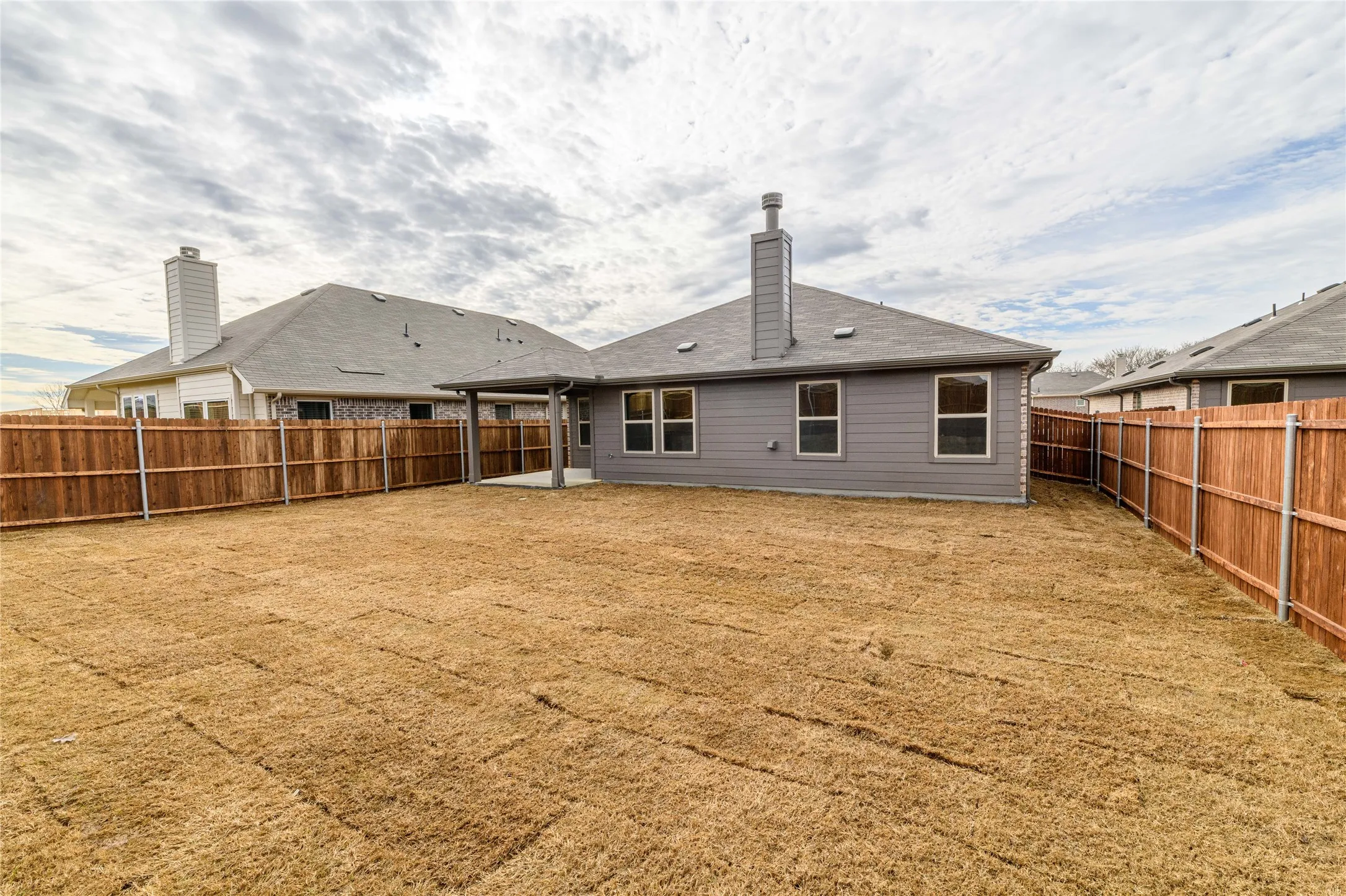 Single Family Residence For Rent in Denton County , 635 Frio Lane, Aubrey, Texas 76227, 4 Bedroom, 2 Bathroom, 2 Garage spaces, 2,022 Sqft, built in 2022, mls#21370256, Real Estate Agent in Aubrey, Homes For Rent in Denton county, Homes For Rent in Aubrey, Realtor in Aubrey Texas, Real Estate Brokerage Independent Realty Texas, Luminita Cordes Realtor