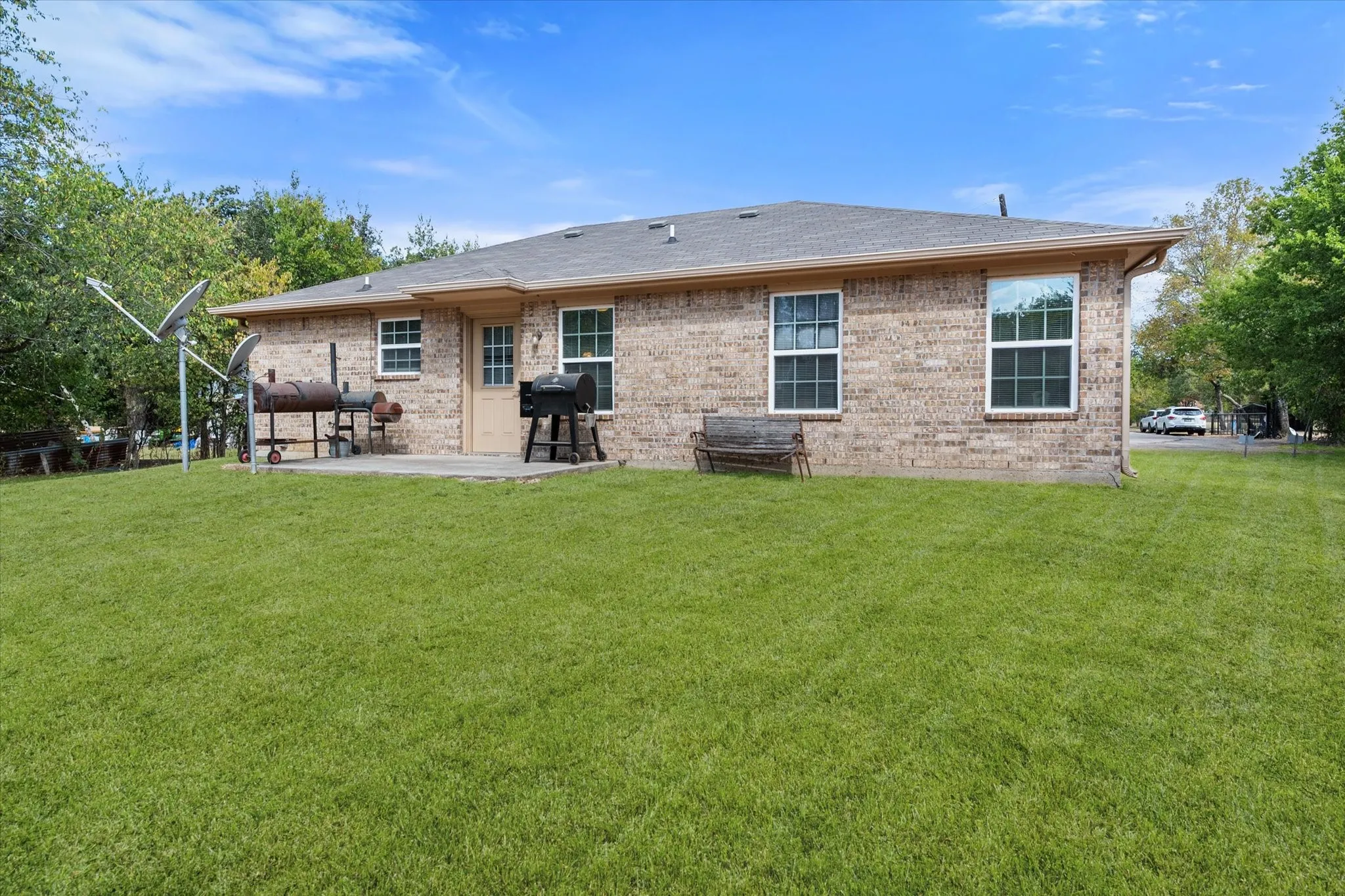 Single Family Residence For Sale in Navarro County , 700 Cypress Avenue, Corsicana, Texas 75110, 2 Bedroom, 1 Bathroom, Garage spaces, 1,161 Sqft, built in 2016, mls#21372175, Real Estate Agent in Corsicana, Homes For Sale in Navarro county, Homes For Sale in Corsicana, Realtor in Corsicana Texas, Real Estate Brokerage Independent Realty Texas, Luminita Cordes Realtor