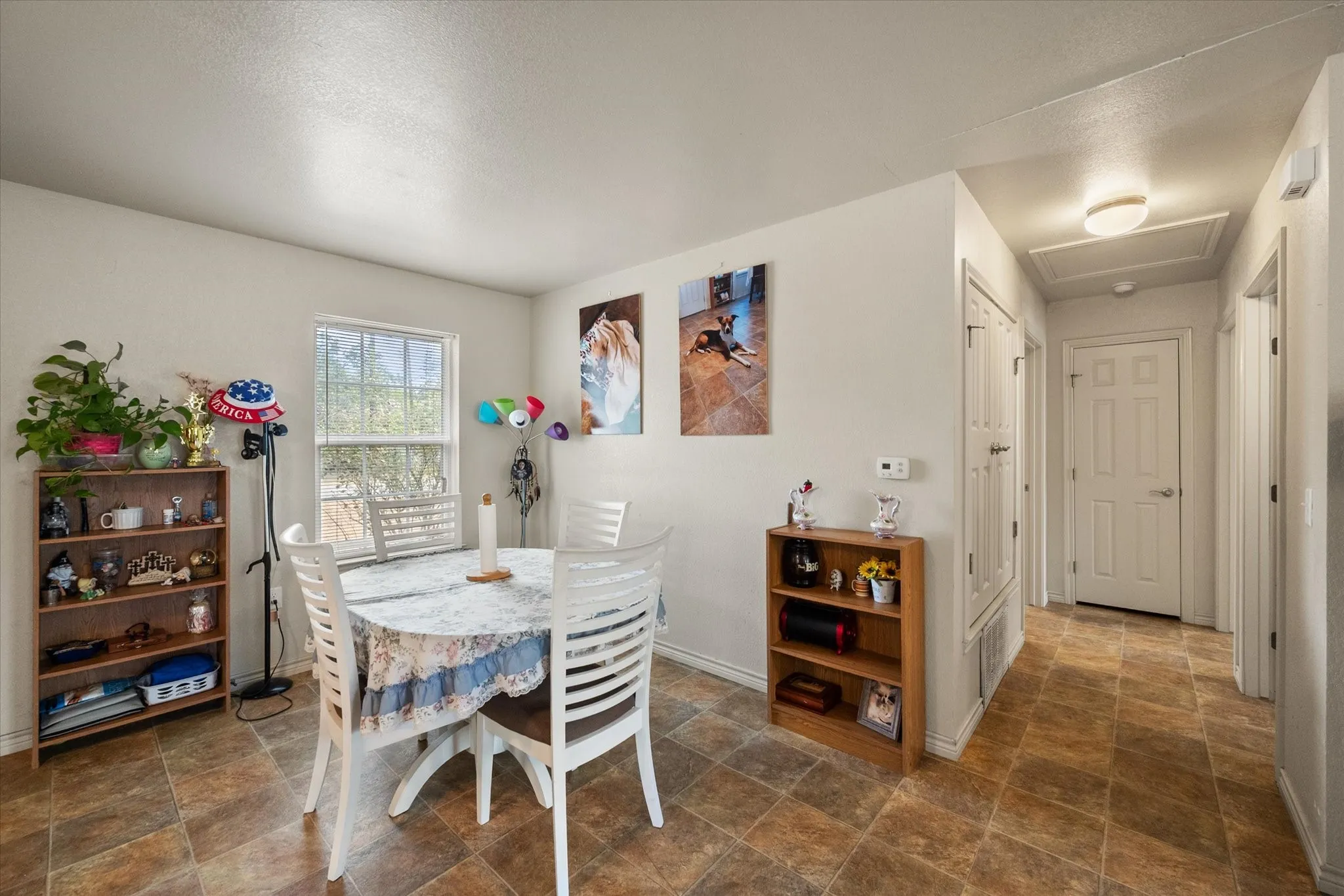 Single Family Residence For Sale in Navarro County , 700 Cypress Avenue, Corsicana, Texas 75110, 2 Bedroom, 1 Bathroom, Garage spaces, 1,161 Sqft, built in 2016, mls#21372175, Real Estate Agent in Corsicana, Homes For Sale in Navarro county, Homes For Sale in Corsicana, Realtor in Corsicana Texas, Real Estate Brokerage Independent Realty Texas, Luminita Cordes Realtor