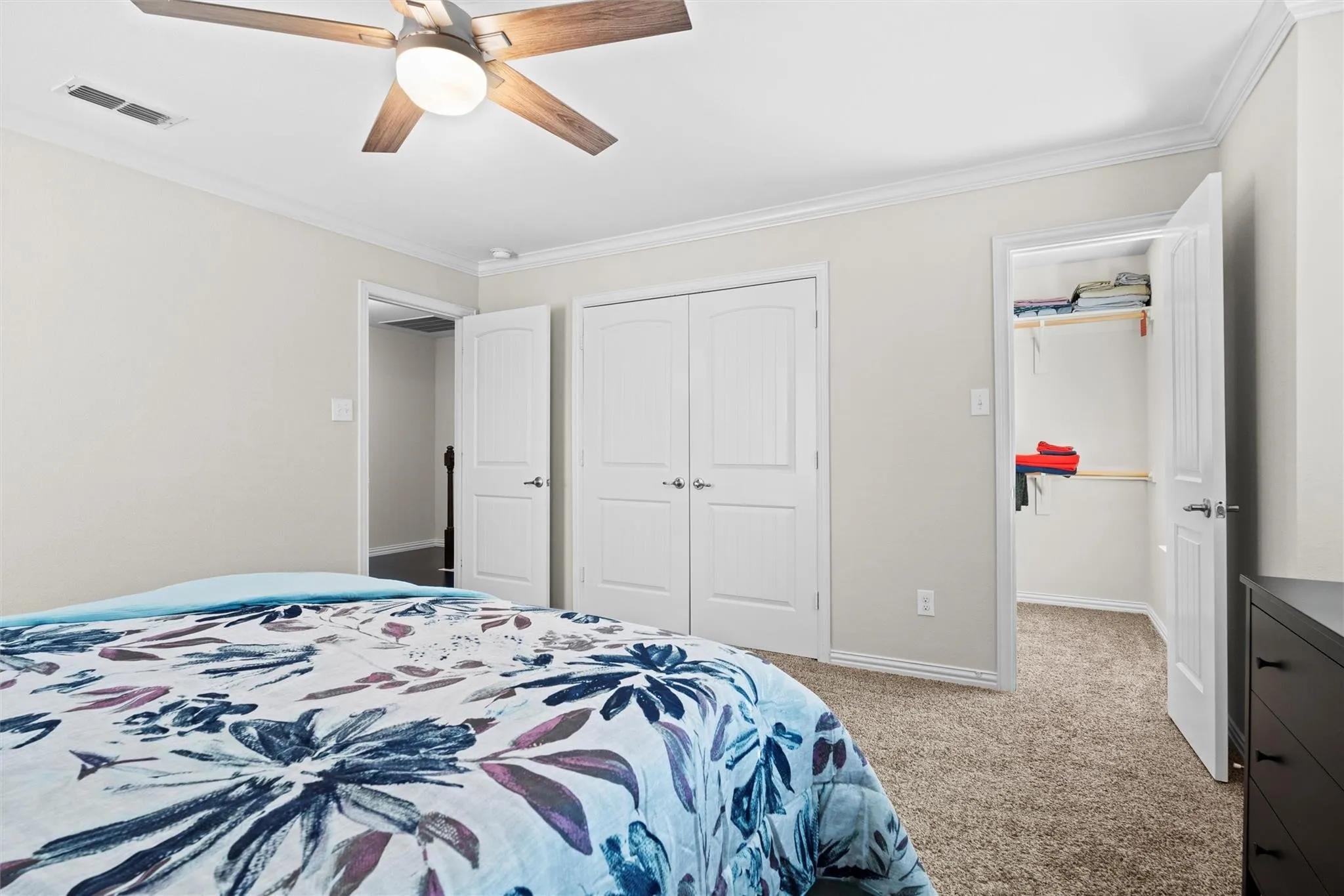 Townhouse For Rent in Tarrant County , 6900 Carrington Lane, Fort Worth, Texas 76137, 3 Bedroom, 3 Bathroom, 2 Garage spaces, 1,491 Sqft, built in 2013, mls#21369483, Real Estate Agent in Fort Worth, Homes For Rent in Tarrant county, Homes For Rent in Fort Worth, Realtor in Fort Worth Texas, Real Estate Brokerage Independent Realty Texas, Luminita Cordes Realtor