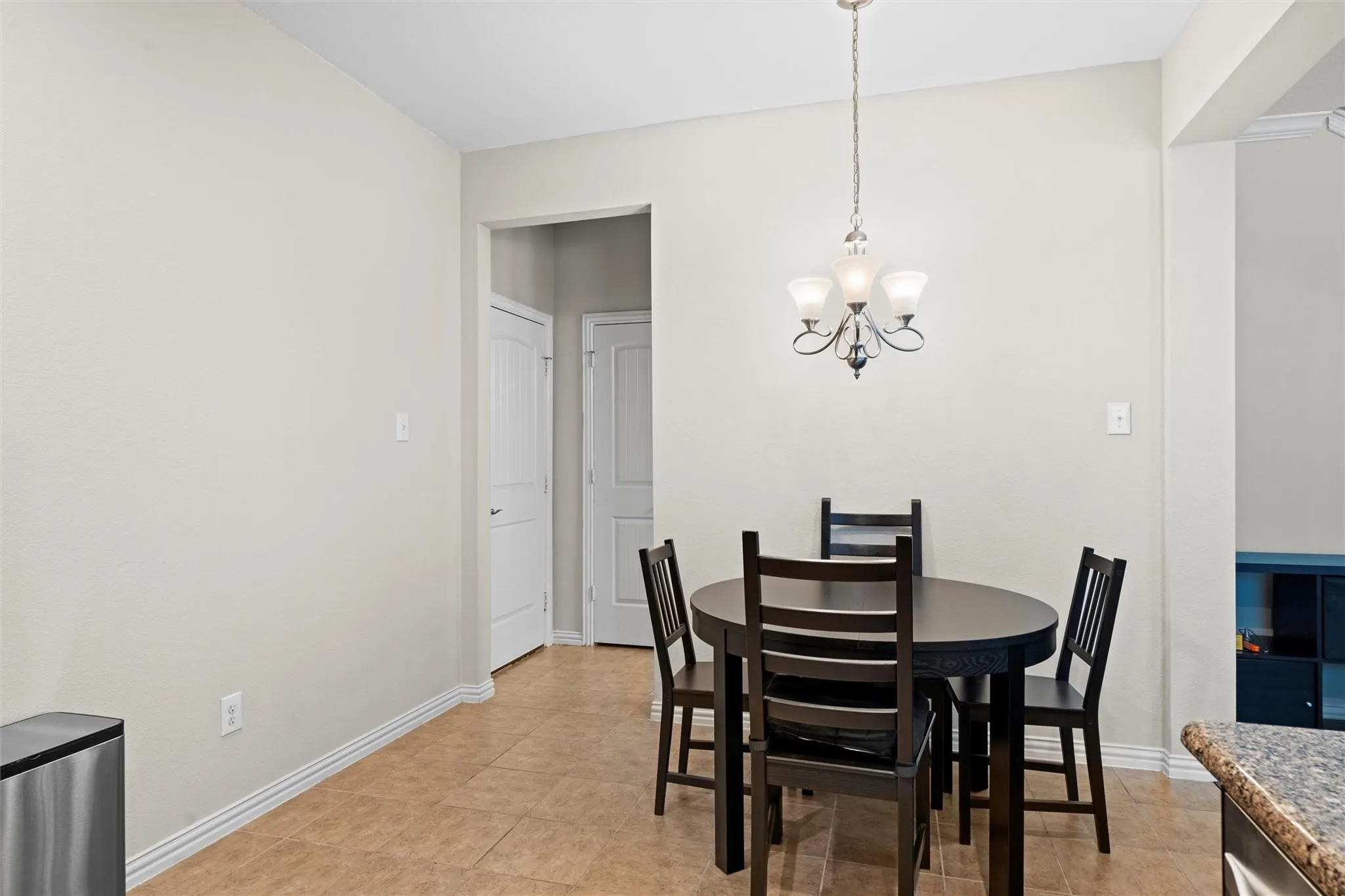 Townhouse For Rent in Tarrant County , 6900 Carrington Lane, Fort Worth, Texas 76137, 3 Bedroom, 3 Bathroom, 2 Garage spaces, 1,491 Sqft, built in 2013, mls#21369483, Real Estate Agent in Fort Worth, Homes For Rent in Tarrant county, Homes For Rent in Fort Worth, Realtor in Fort Worth Texas, Real Estate Brokerage Independent Realty Texas, Luminita Cordes Realtor