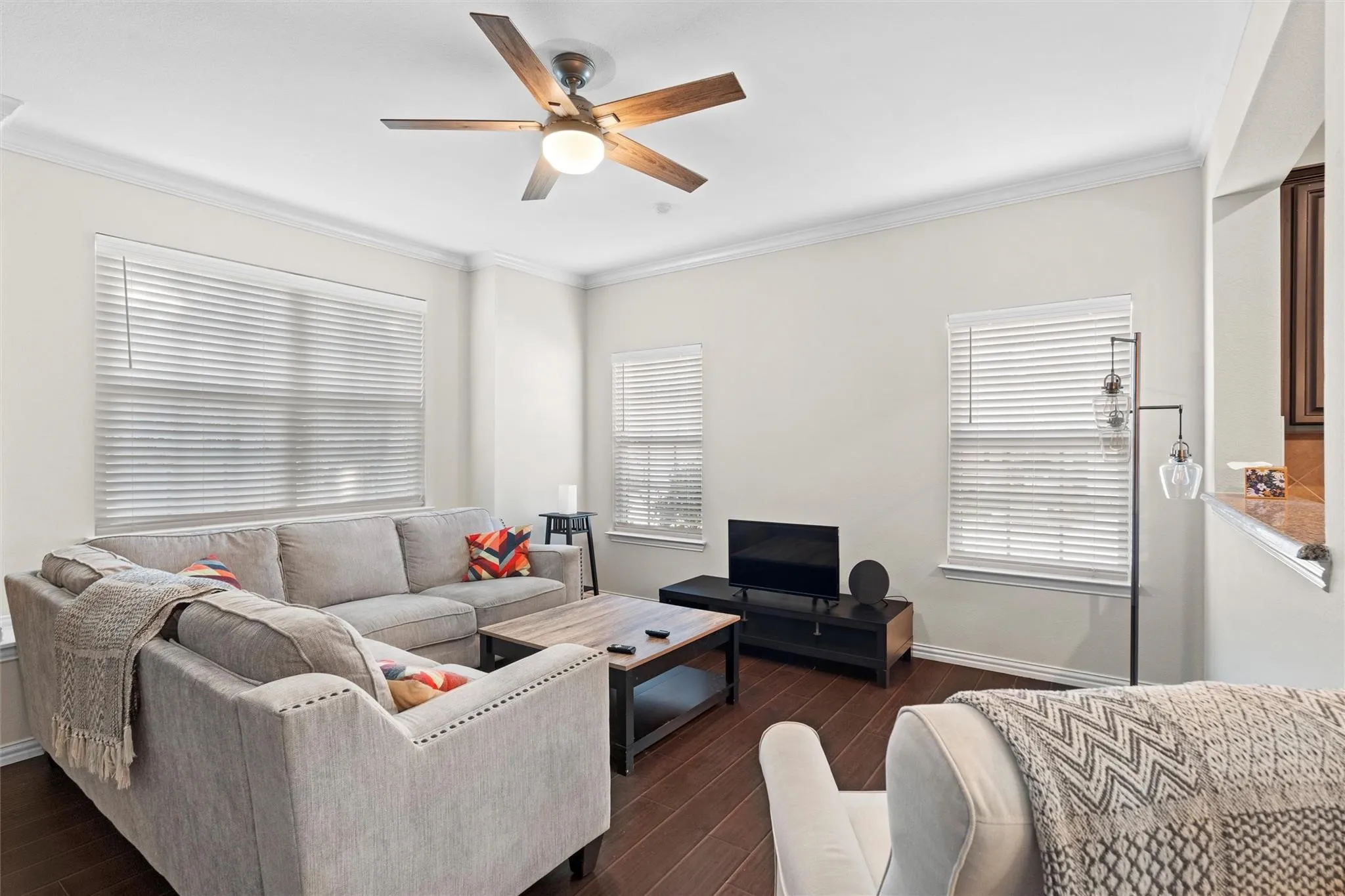 Townhouse For Rent in Tarrant County , 6900 Carrington Lane, Fort Worth, Texas 76137, 3 Bedroom, 3 Bathroom, 2 Garage spaces, 1,491 Sqft, built in 2013, mls#21369483, Real Estate Agent in Fort Worth, Homes For Rent in Tarrant county, Homes For Rent in Fort Worth, Realtor in Fort Worth Texas, Real Estate Brokerage Independent Realty Texas, Luminita Cordes Realtor