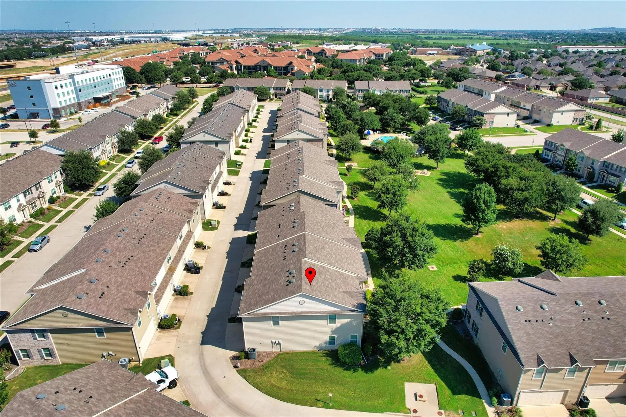 Townhouse For Rent in Tarrant County , 6900 Carrington Lane, Fort Worth, Texas 76137, 3 Bedroom, 3 Bathroom, 2 Garage spaces, 1,491 Sqft, built in 2013, mls#21369483, Real Estate Agent in Fort Worth, Homes For Rent in Tarrant county, Homes For Rent in Fort Worth, Realtor in Fort Worth Texas, Real Estate Brokerage Independent Realty Texas, Luminita Cordes Realtor