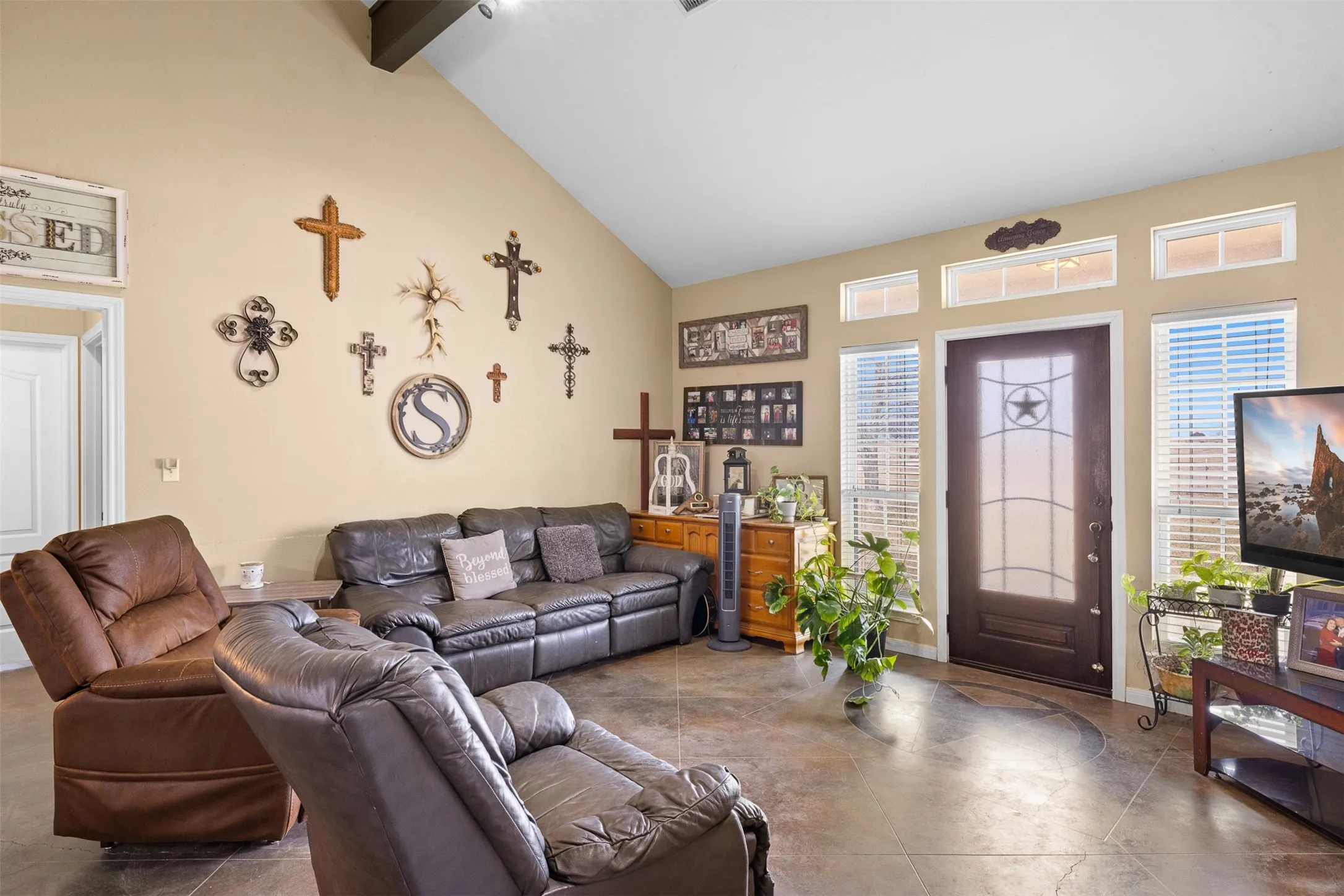 Single Family Residence For Sale in Limestone County , 476 LCR 640 (+/-31.50 Acres), Groesbeck, Texas 76642, 3 Bedroom, 3 Bathroom, Garage spaces, 1,855 Sqft, built in 2014, mls#21371752, Real Estate Agent in Groesbeck, Homes For Sale in Limestone county, Homes For Sale in Groesbeck, Realtor in Groesbeck Texas, Real Estate Brokerage Independent Realty Texas, Luminita Cordes Realtor