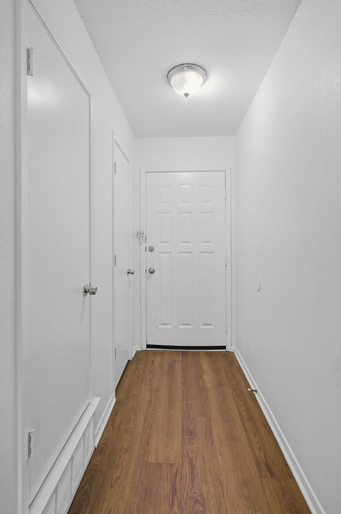 Single Family Residence For Rent in Tarrant County , 6413 Melinda Court, Watauga, Texas 76148, 3 Bedroom, 2 Bathroom, 2 Garage spaces, 1,182 Sqft, built in 1984, mls#21371898, Real Estate Agent in Watauga, Homes For Rent in Tarrant county, Homes For Rent in Watauga, Realtor in Watauga Texas, Real Estate Brokerage Independent Realty Texas, Luminita Cordes Realtor