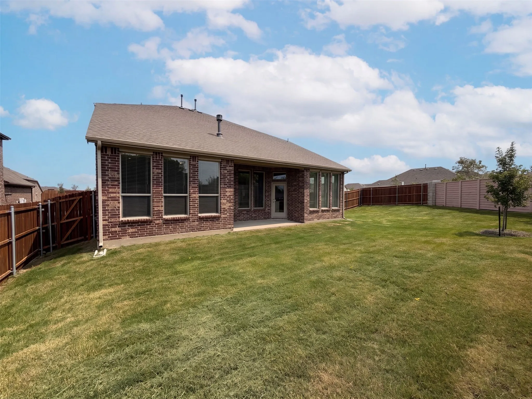 Single Family Residence For Sale in Denton County , 201 Loving Trail, Justin, Texas 76247, 4 Bedroom, 4 Bathroom, 2 Garage spaces, 3,549 Sqft, built in 2026, mls#21372215, Real Estate Agent in Justin, Homes For Sale in Denton county, Homes For Sale in Justin, Realtor in Justin Texas, Real Estate Brokerage Independent Realty Texas, Luminita Cordes Realtor