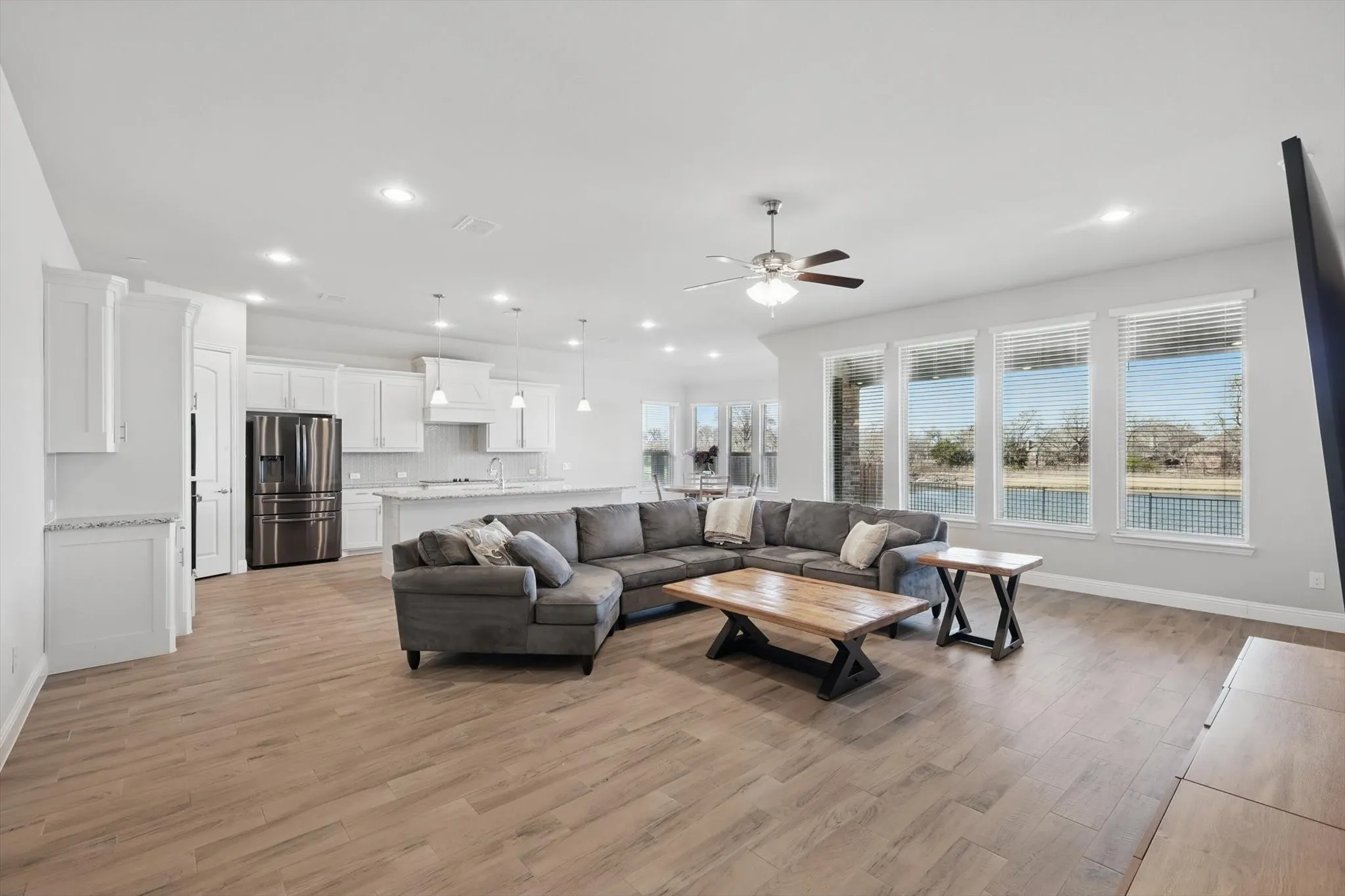 Single Family Residence For Rent in Collin County , 4303 Juniper Lane, Melissa, Texas 75454, 4 Bedroom, 2 Bathroom, 2 Garage spaces, 2,216 Sqft, built in 2019, mls#21372258, Real Estate Agent in Melissa, Homes For Rent in Collin county, Homes For Rent in Melissa, Realtor in Melissa Texas, Real Estate Brokerage Independent Realty Texas, Luminita Cordes Realtor