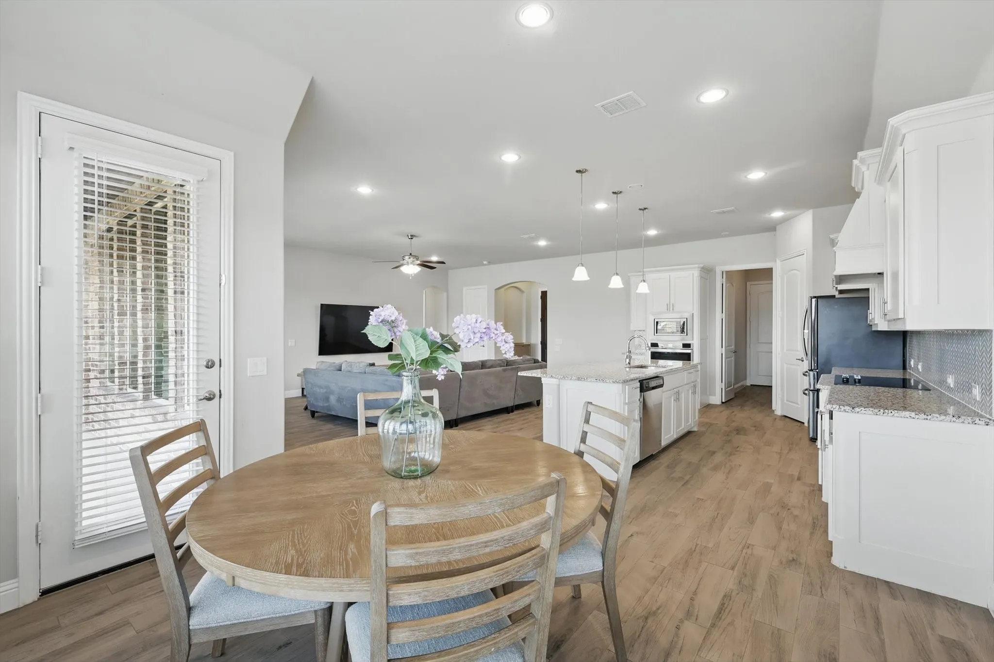 Single Family Residence For Rent in Collin County , 4303 Juniper Lane, Melissa, Texas 75454, 4 Bedroom, 2 Bathroom, 2 Garage spaces, 2,216 Sqft, built in 2019, mls#21372258, Real Estate Agent in Melissa, Homes For Rent in Collin county, Homes For Rent in Melissa, Realtor in Melissa Texas, Real Estate Brokerage Independent Realty Texas, Luminita Cordes Realtor