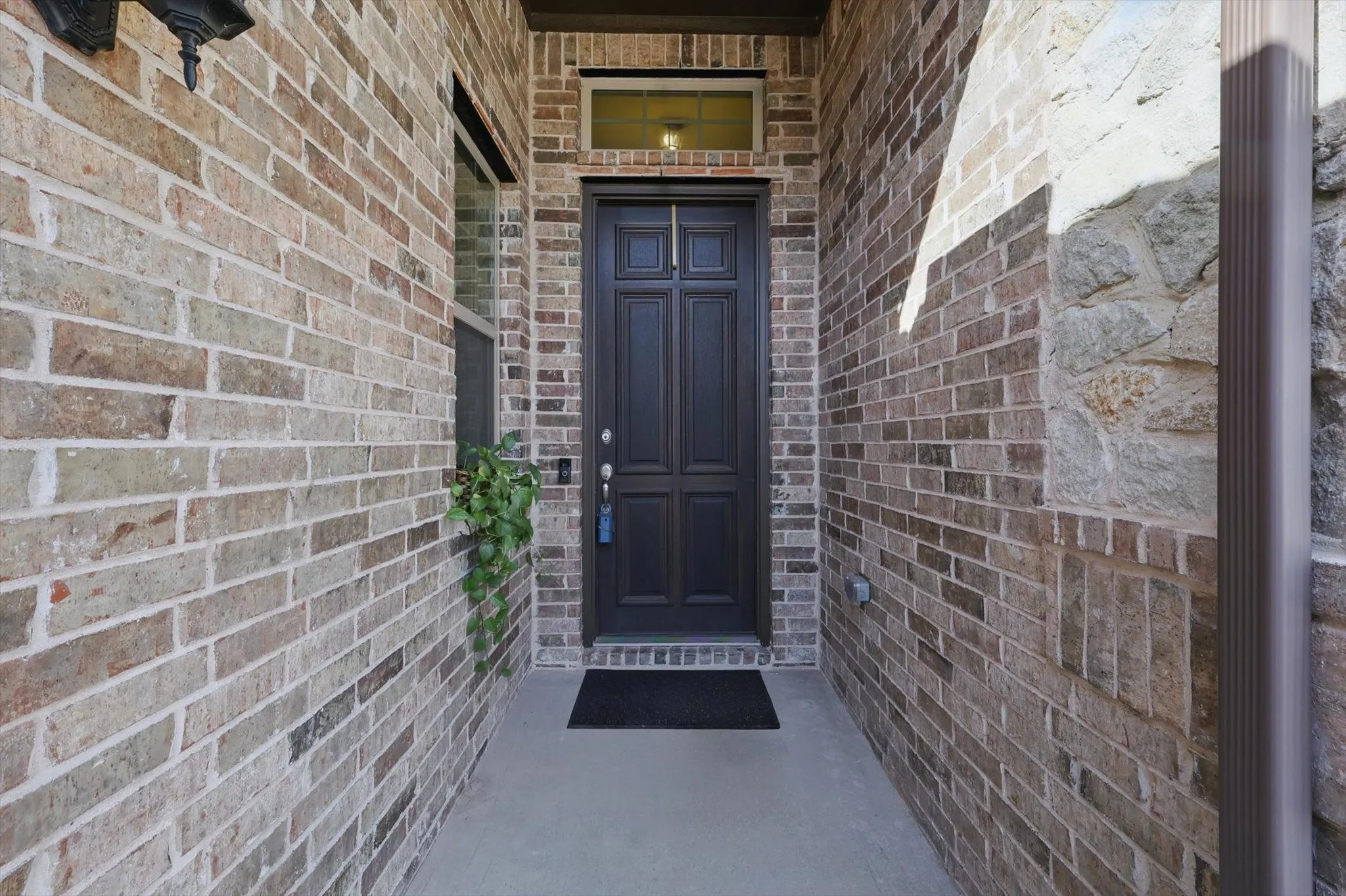 Single Family Residence For Rent in Collin County , 4303 Juniper Lane, Melissa, Texas 75454, 4 Bedroom, 2 Bathroom, 2 Garage spaces, 2,216 Sqft, built in 2019, mls#21372258, Real Estate Agent in Melissa, Homes For Rent in Collin county, Homes For Rent in Melissa, Realtor in Melissa Texas, Real Estate Brokerage Independent Realty Texas, Luminita Cordes Realtor