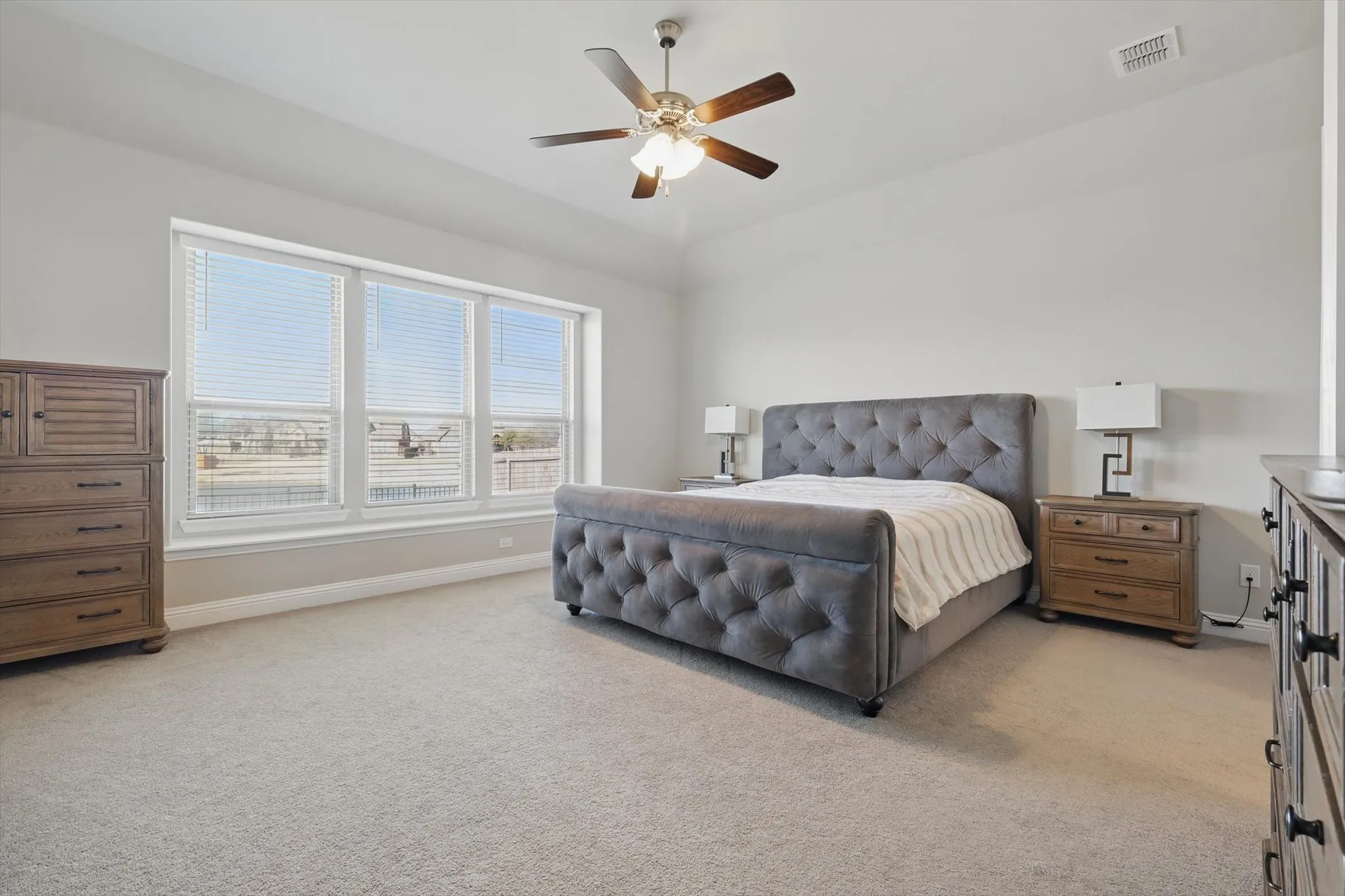 Single Family Residence For Rent in Collin County , 4303 Juniper Lane, Melissa, Texas 75454, 4 Bedroom, 2 Bathroom, 2 Garage spaces, 2,216 Sqft, built in 2019, mls#21372258, Real Estate Agent in Melissa, Homes For Rent in Collin county, Homes For Rent in Melissa, Realtor in Melissa Texas, Real Estate Brokerage Independent Realty Texas, Luminita Cordes Realtor
