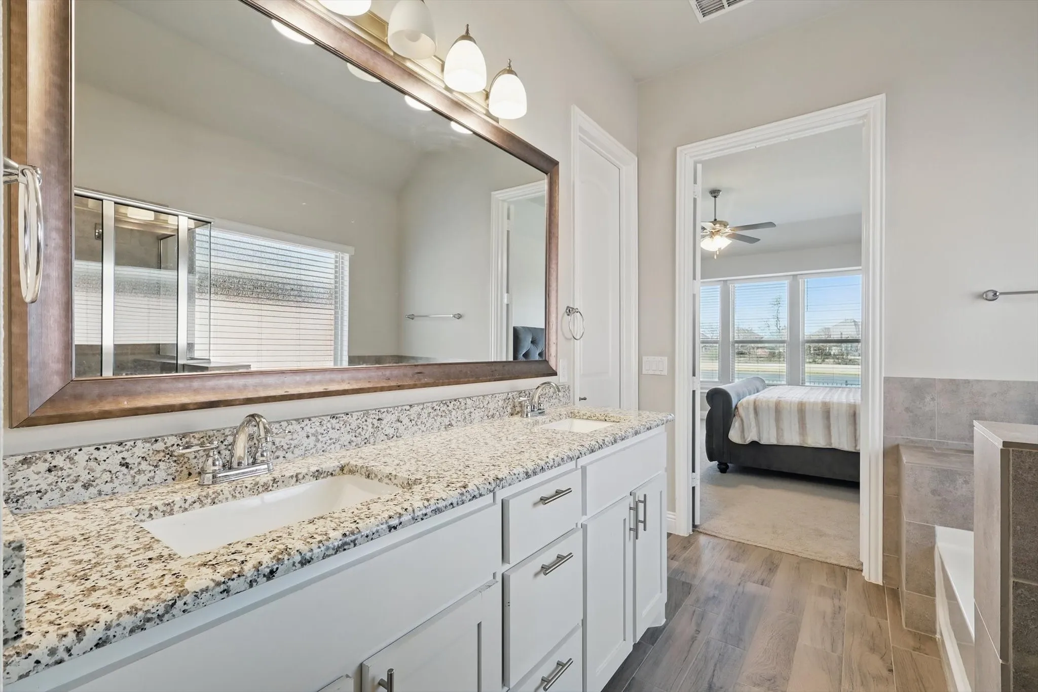 Single Family Residence For Rent in Collin County , 4303 Juniper Lane, Melissa, Texas 75454, 4 Bedroom, 2 Bathroom, 2 Garage spaces, 2,216 Sqft, built in 2019, mls#21372258, Real Estate Agent in Melissa, Homes For Rent in Collin county, Homes For Rent in Melissa, Realtor in Melissa Texas, Real Estate Brokerage Independent Realty Texas, Luminita Cordes Realtor