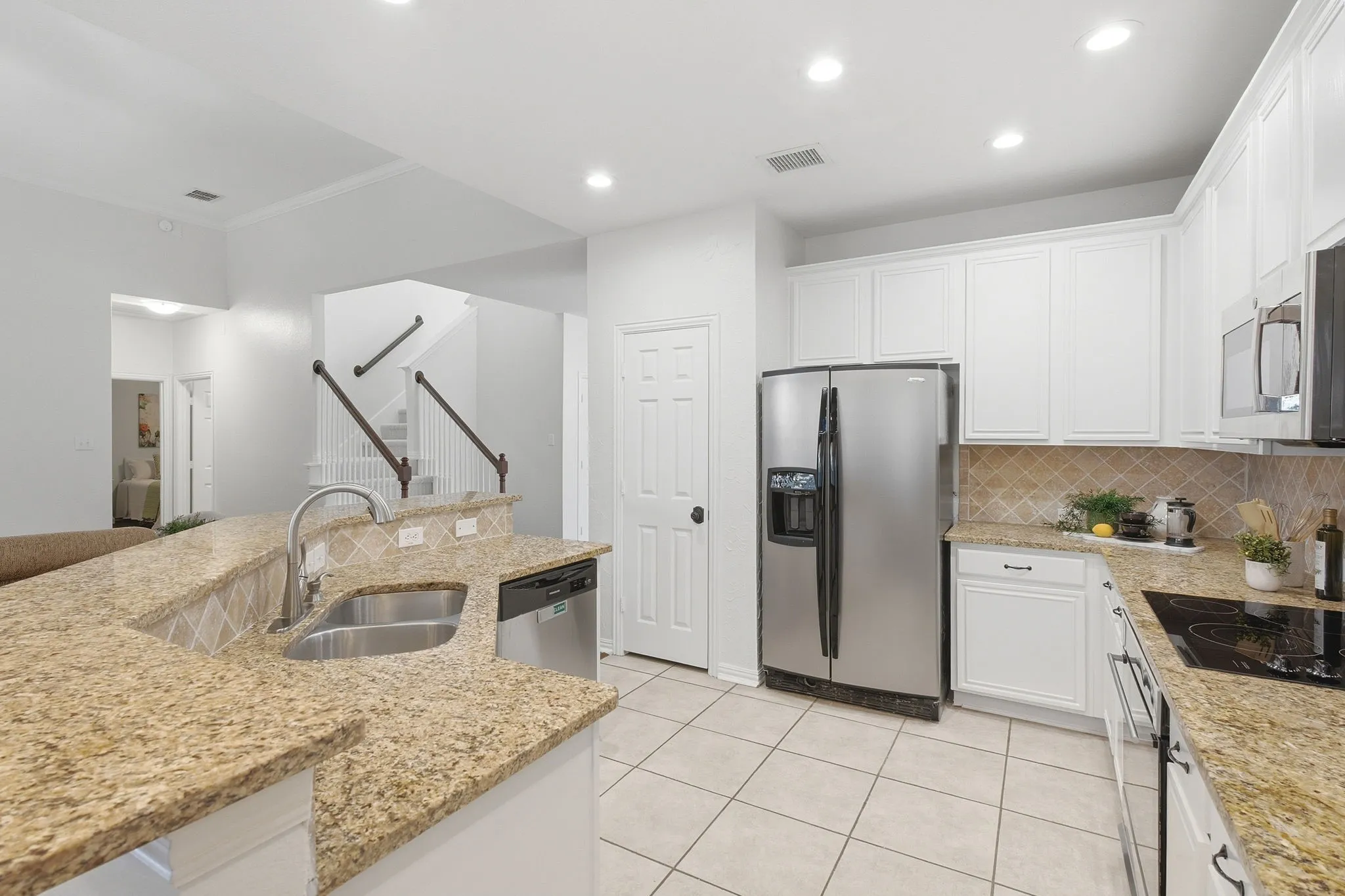 Single Family Residence For Sale in Denton County , 1667 Idlewild Drive, Frisco, Texas 75036, 4 Bedroom, 3 Bathroom, 3 Garage spaces, 2,862 Sqft, built in 1999, mls#21357408, Real Estate Agent in Frisco, Homes For Sale in Denton county, Homes For Sale in Frisco, Realtor in Frisco Texas, Real Estate Brokerage Independent Realty Texas, Luminita Cordes Realtor