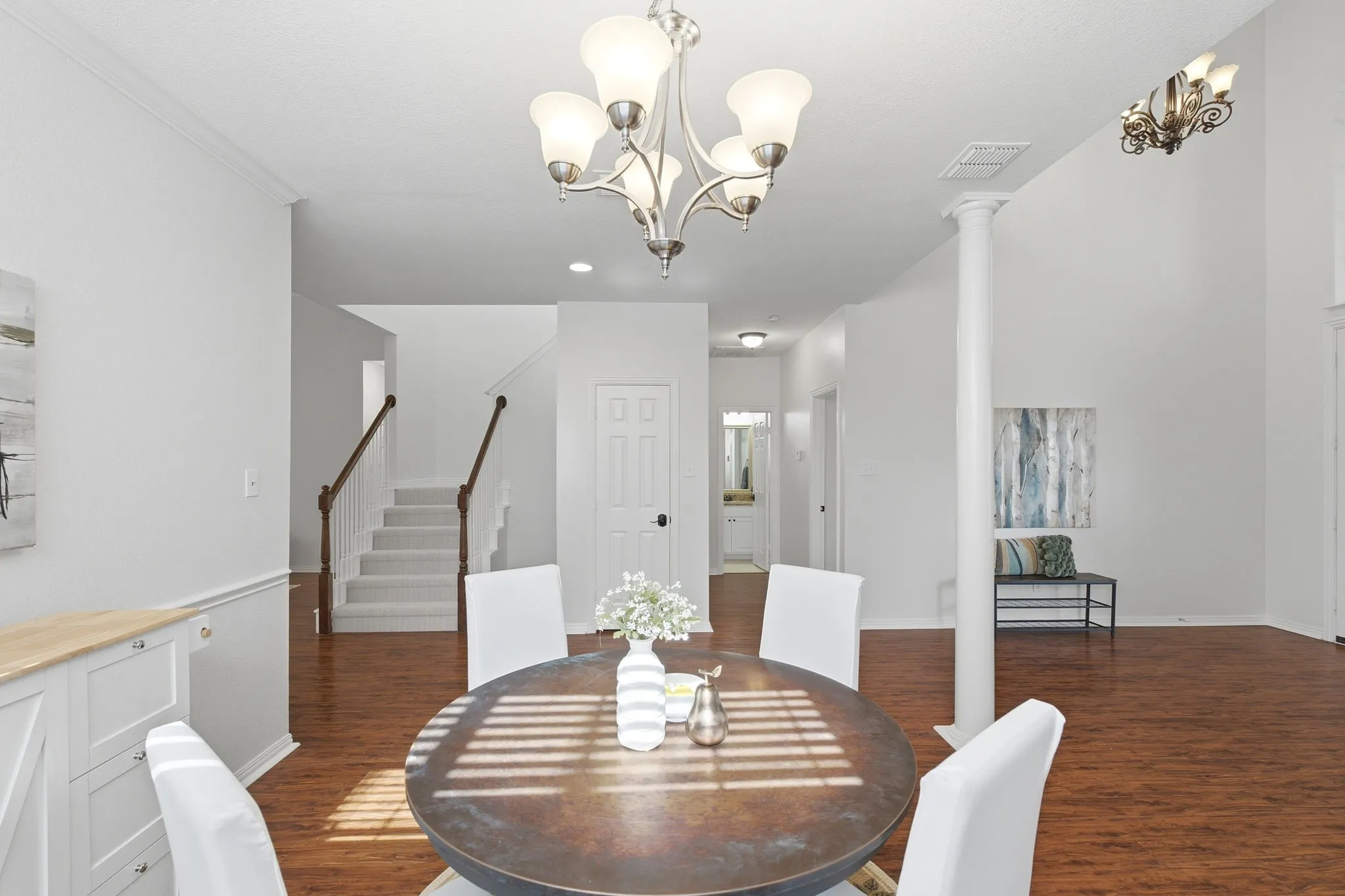 Single Family Residence For Sale in Denton County , 1667 Idlewild Drive, Frisco, Texas 75036, 4 Bedroom, 3 Bathroom, 3 Garage spaces, 2,862 Sqft, built in 1999, mls#21357408, Real Estate Agent in Frisco, Homes For Sale in Denton county, Homes For Sale in Frisco, Realtor in Frisco Texas, Real Estate Brokerage Independent Realty Texas, Luminita Cordes Realtor