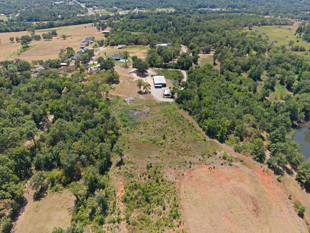 Farm For Sale in Cherokee County , 551 County Road 4203, Jacksonville, Texas 75766, 1 Bedroom, 2 Bathroom, Garage spaces, 400 Sqft, built in 2023, mls#21372249, Real Estate Agent in Jacksonville, Homes For Sale in Cherokee county, Homes For Sale in Jacksonville, Realtor in Jacksonville Texas, Real Estate Brokerage Independent Realty Texas, Luminita Cordes Realtor