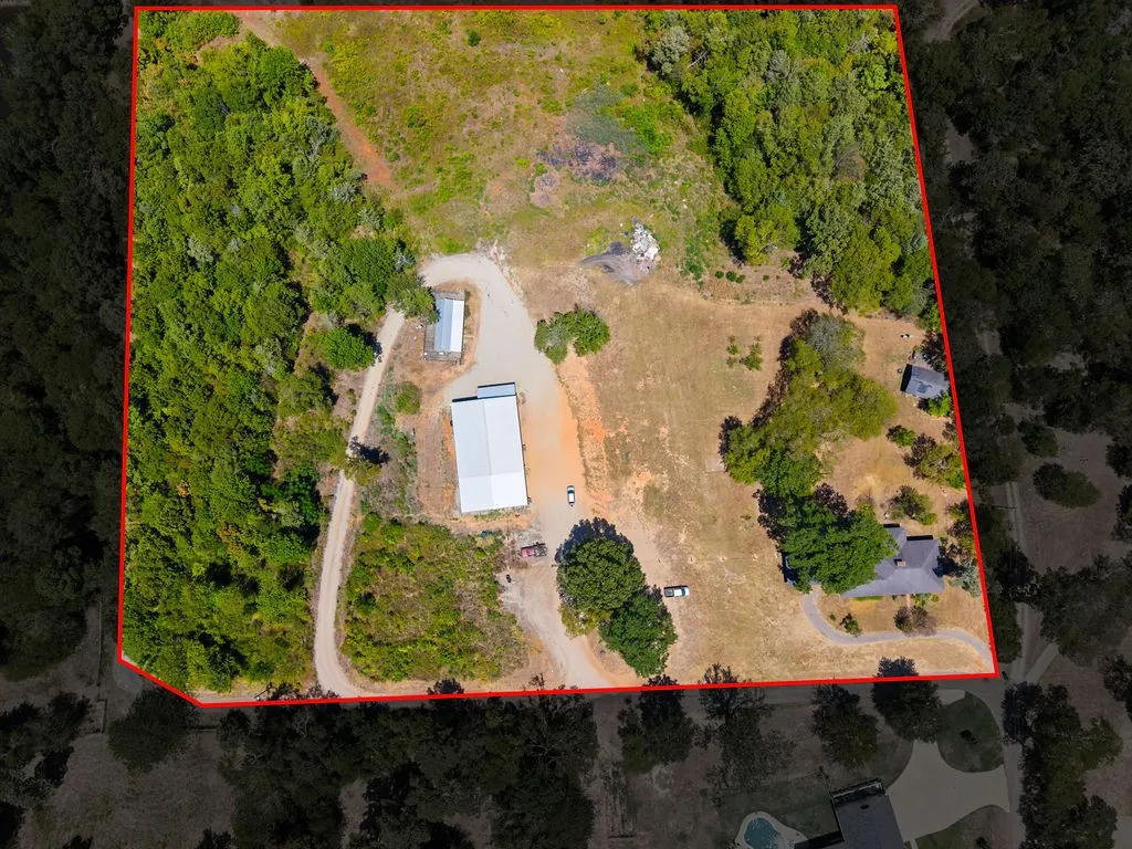 Farm For Sale in Cherokee County , 551 County Road 4203, Jacksonville, Texas 75766, 1 Bedroom, 2 Bathroom, Garage spaces, 400 Sqft, built in 2023, mls#21372249, Real Estate Agent in Jacksonville, Homes For Sale in Cherokee county, Homes For Sale in Jacksonville, Realtor in Jacksonville Texas, Real Estate Brokerage Independent Realty Texas, Luminita Cordes Realtor