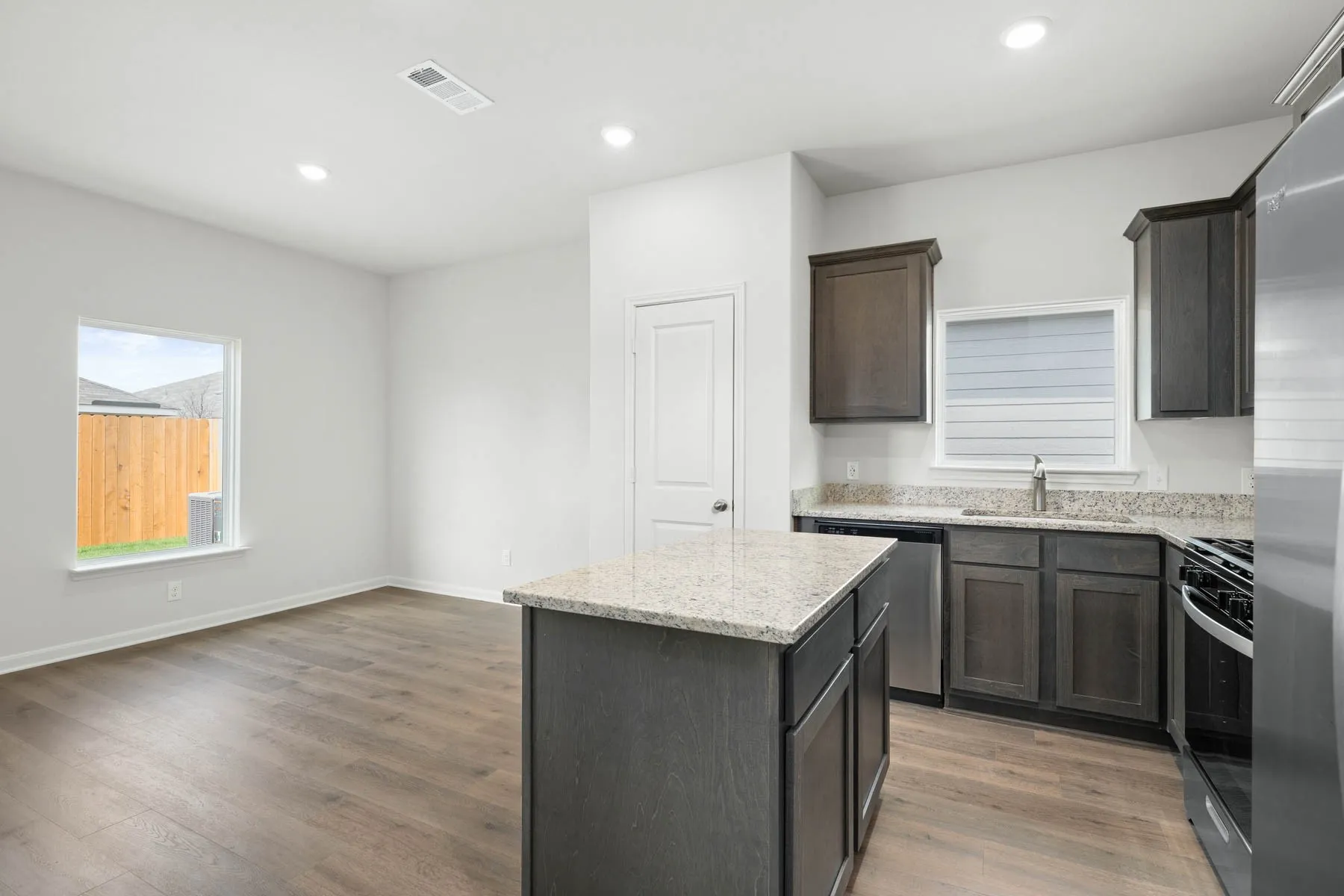 Single Family Residence For Rent in Tarrant County , 9648 Stranton Drive, Fort Worth, Texas 76140, 3 Bedroom, 2 Bathroom, 2 Garage spaces, 1,600 Sqft, built in 2026, mls#21372267, Real Estate Agent in Fort Worth, Homes For Rent in Tarrant county, Homes For Rent in Fort Worth, Realtor in Fort Worth Texas, Real Estate Brokerage Independent Realty Texas, Luminita Cordes Realtor