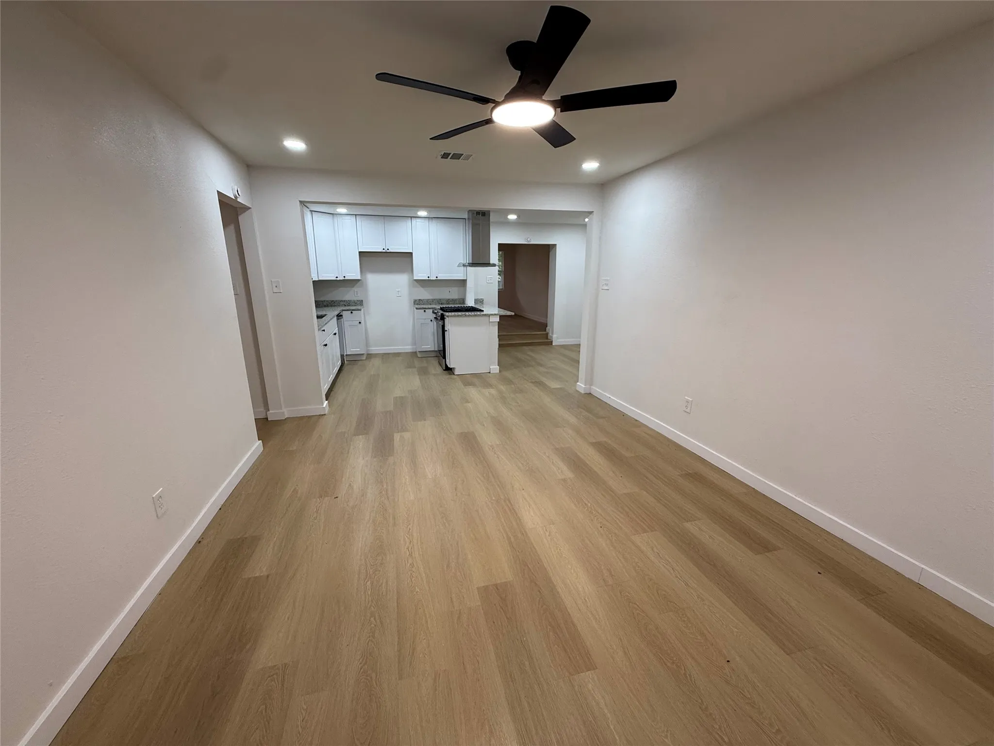 Single Family Residence For Rent in Dallas County , 1918 Proctor Drive, Grand Prairie, Texas 75051, 4 Bedroom, 2 Bathroom, Garage spaces, 1,690 Sqft, built in 1956, mls#21372269, Real Estate Agent in Grand Prairie, Homes For Rent in Dallas county, Homes For Rent in Grand Prairie, Realtor in Grand Prairie Texas, Real Estate Brokerage Independent Realty Texas, Luminita Cordes Realtor