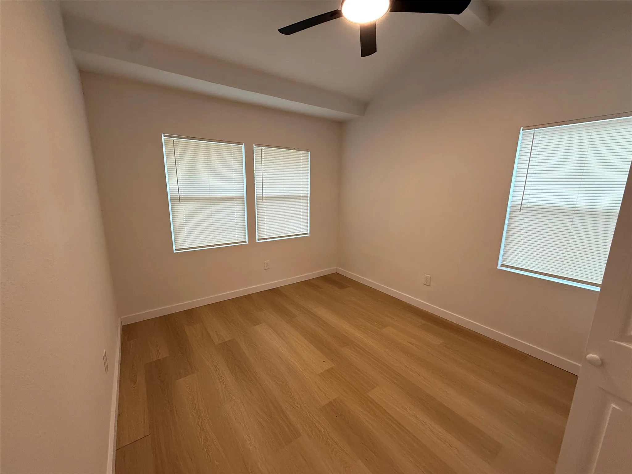 Single Family Residence For Rent in Dallas County , 1918 Proctor Drive, Grand Prairie, Texas 75051, 4 Bedroom, 2 Bathroom, Garage spaces, 1,690 Sqft, built in 1956, mls#21372269, Real Estate Agent in Grand Prairie, Homes For Rent in Dallas county, Homes For Rent in Grand Prairie, Realtor in Grand Prairie Texas, Real Estate Brokerage Independent Realty Texas, Luminita Cordes Realtor