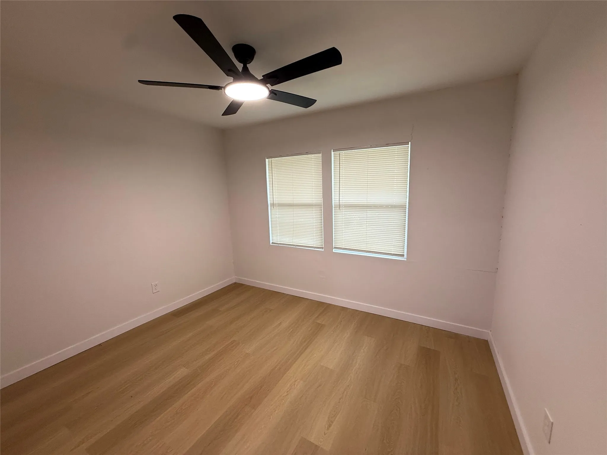 Single Family Residence For Rent in Dallas County , 1918 Proctor Drive, Grand Prairie, Texas 75051, 4 Bedroom, 2 Bathroom, Garage spaces, 1,690 Sqft, built in 1956, mls#21372269, Real Estate Agent in Grand Prairie, Homes For Rent in Dallas county, Homes For Rent in Grand Prairie, Realtor in Grand Prairie Texas, Real Estate Brokerage Independent Realty Texas, Luminita Cordes Realtor