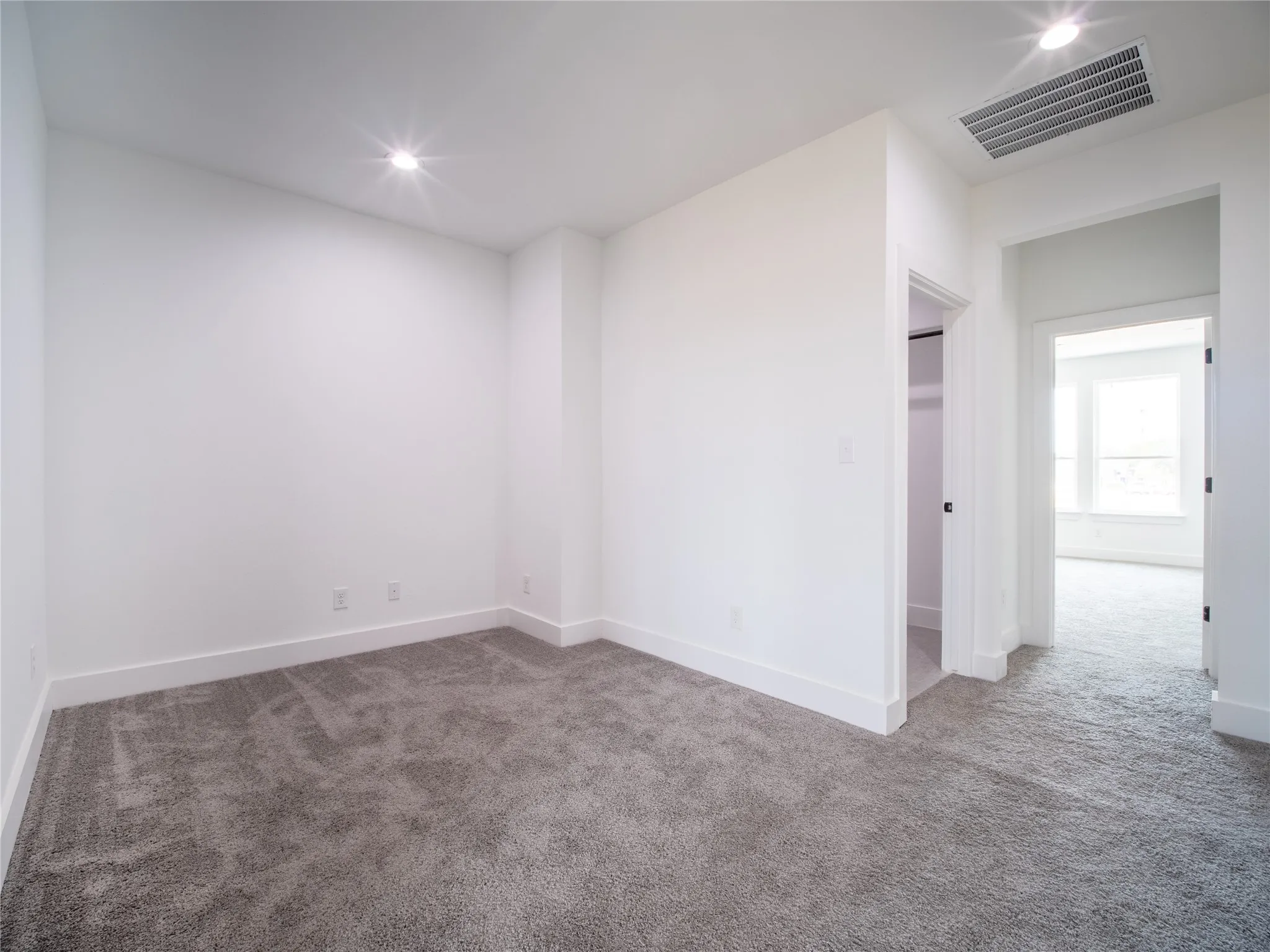 Single Family Residence For Sale in Dallas County , 3437 Sanjeev Drive, Irving, Texas 75060, 3 Bedroom, 3 Bathroom, 2 Garage spaces, 1,885 Sqft, built in 2024, mls#21372265, Real Estate Agent in Irving, Homes For Sale in Dallas county, Homes For Sale in Irving, Realtor in Irving Texas, Real Estate Brokerage Independent Realty Texas, Luminita Cordes Realtor