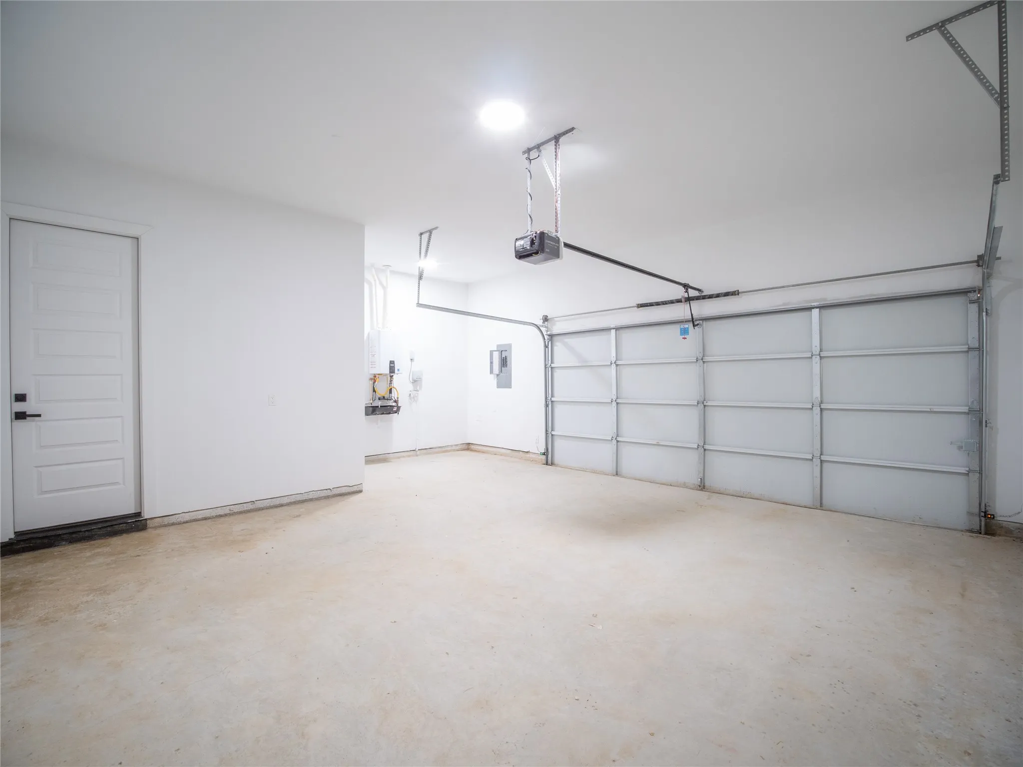 Single Family Residence For Sale in Dallas County , 3437 Sanjeev Drive, Irving, Texas 75060, 3 Bedroom, 3 Bathroom, 2 Garage spaces, 1,885 Sqft, built in 2024, mls#21372265, Real Estate Agent in Irving, Homes For Sale in Dallas county, Homes For Sale in Irving, Realtor in Irving Texas, Real Estate Brokerage Independent Realty Texas, Luminita Cordes Realtor
