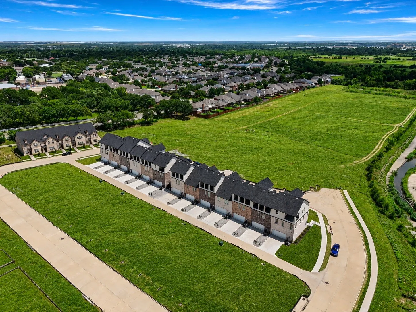 Single Family Residence For Sale in Dallas County , 3437 Sanjeev Drive, Irving, Texas 75060, 3 Bedroom, 3 Bathroom, 2 Garage spaces, 1,885 Sqft, built in 2024, mls#21372265, Real Estate Agent in Irving, Homes For Sale in Dallas county, Homes For Sale in Irving, Realtor in Irving Texas, Real Estate Brokerage Independent Realty Texas, Luminita Cordes Realtor
