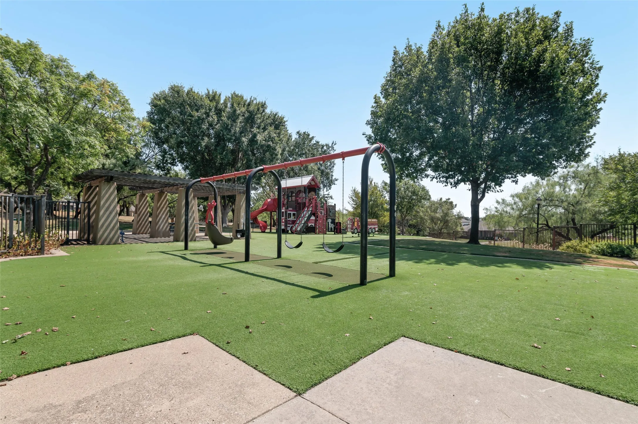 Single Family Residence For Sale in Dallas County , 2703 Devonshire Drive, Carrollton, Texas 75007, 4 Bedroom, 3 Bathroom, 2 Garage spaces, 2,368 Sqft, built in 1986, mls#21372246, Real Estate Agent in Carrollton, Homes For Sale in Dallas county, Homes For Sale in Carrollton, Realtor in Carrollton Texas, Real Estate Brokerage Independent Realty Texas, Luminita Cordes Realtor