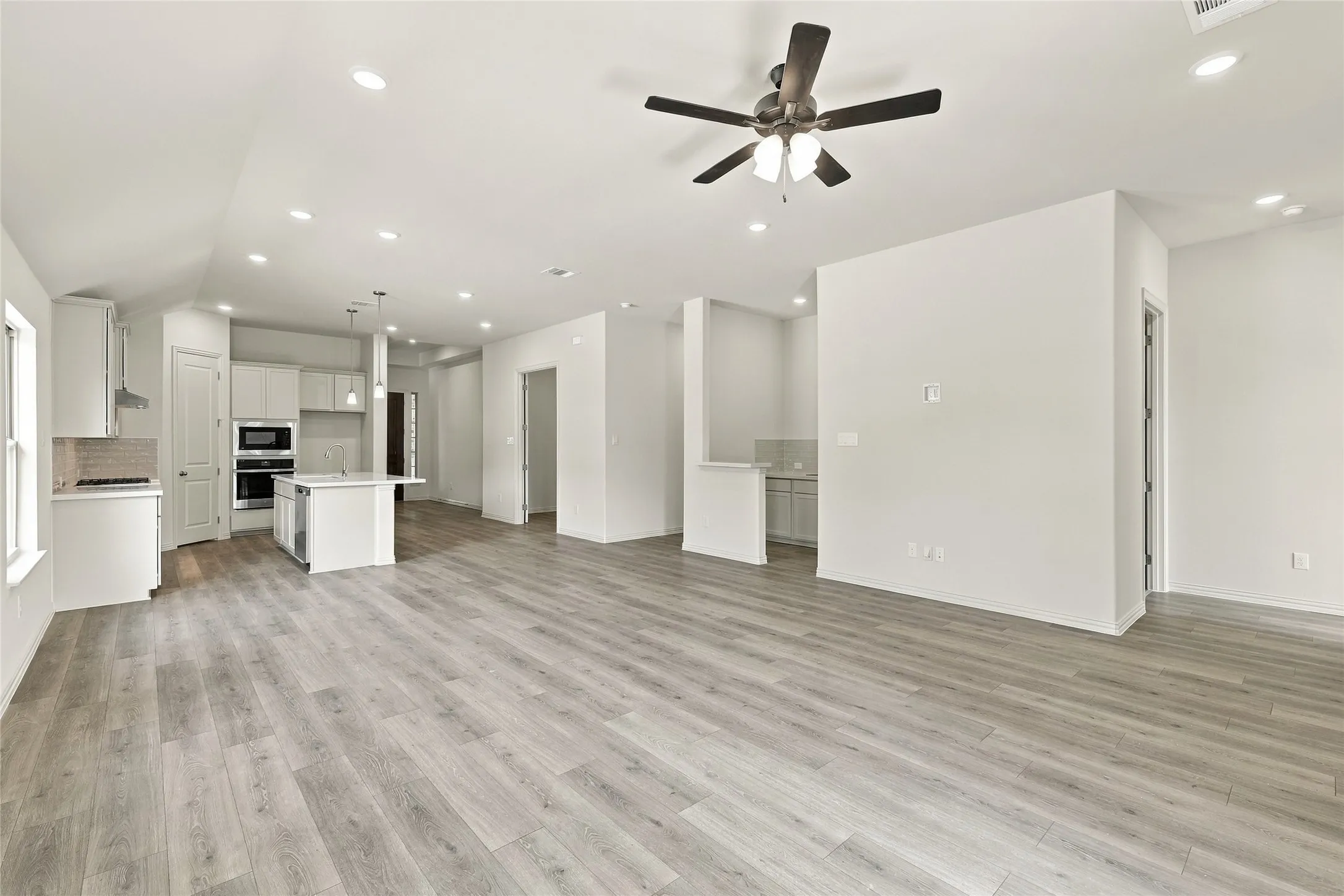 Single Family Residence For Sale in Denton County , 944 Alberta Spruce Road, Fort Worth, Texas 76247, 4 Bedroom, 3 Bathroom, 2 Garage spaces, 2,210 Sqft, built in 2026, mls#21371759, Real Estate Agent in Fort Worth, Homes For Sale in Denton county, Homes For Sale in Fort Worth, Realtor in Fort Worth Texas, Real Estate Brokerage Independent Realty Texas, Luminita Cordes Realtor