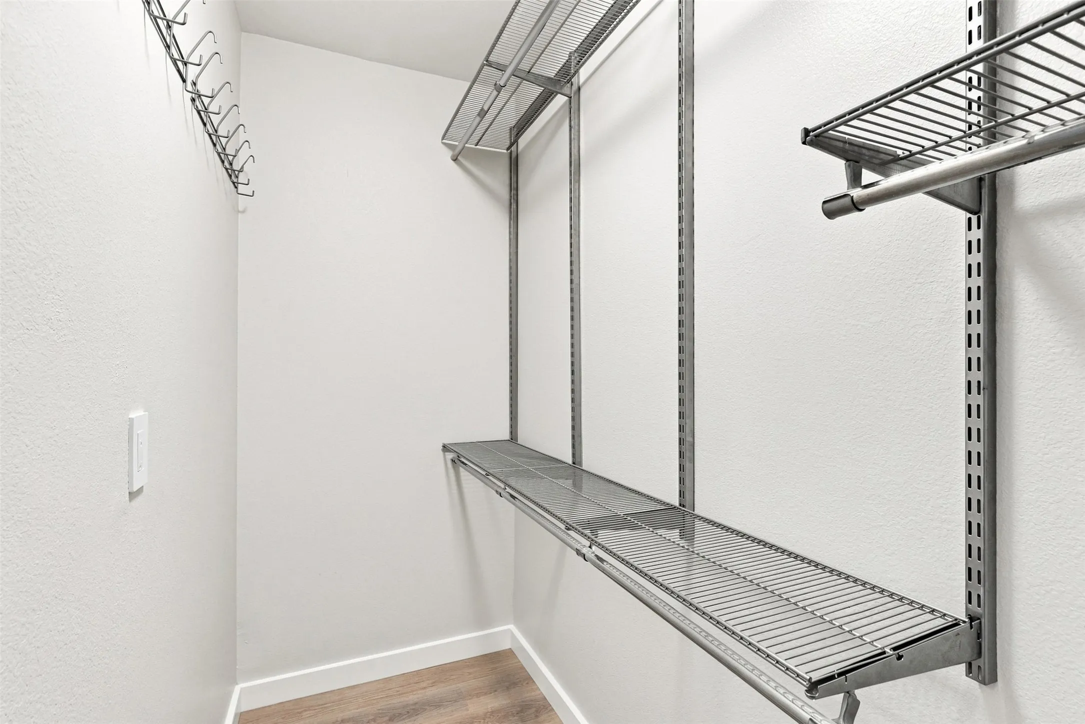 Condominium For Rent in Dallas County , 3025 Bryan Street 2H, Dallas, Texas 75204, 1 Bedroom, 1 Bathroom, 1 Garage spaces, 712 Sqft, built in 2006, mls#21370209, Real Estate Agent in Dallas, Homes For Rent in Dallas county, Homes For Rent in Dallas, Realtor in Dallas Texas, Real Estate Brokerage Independent Realty Texas, Luminita Cordes Realtor