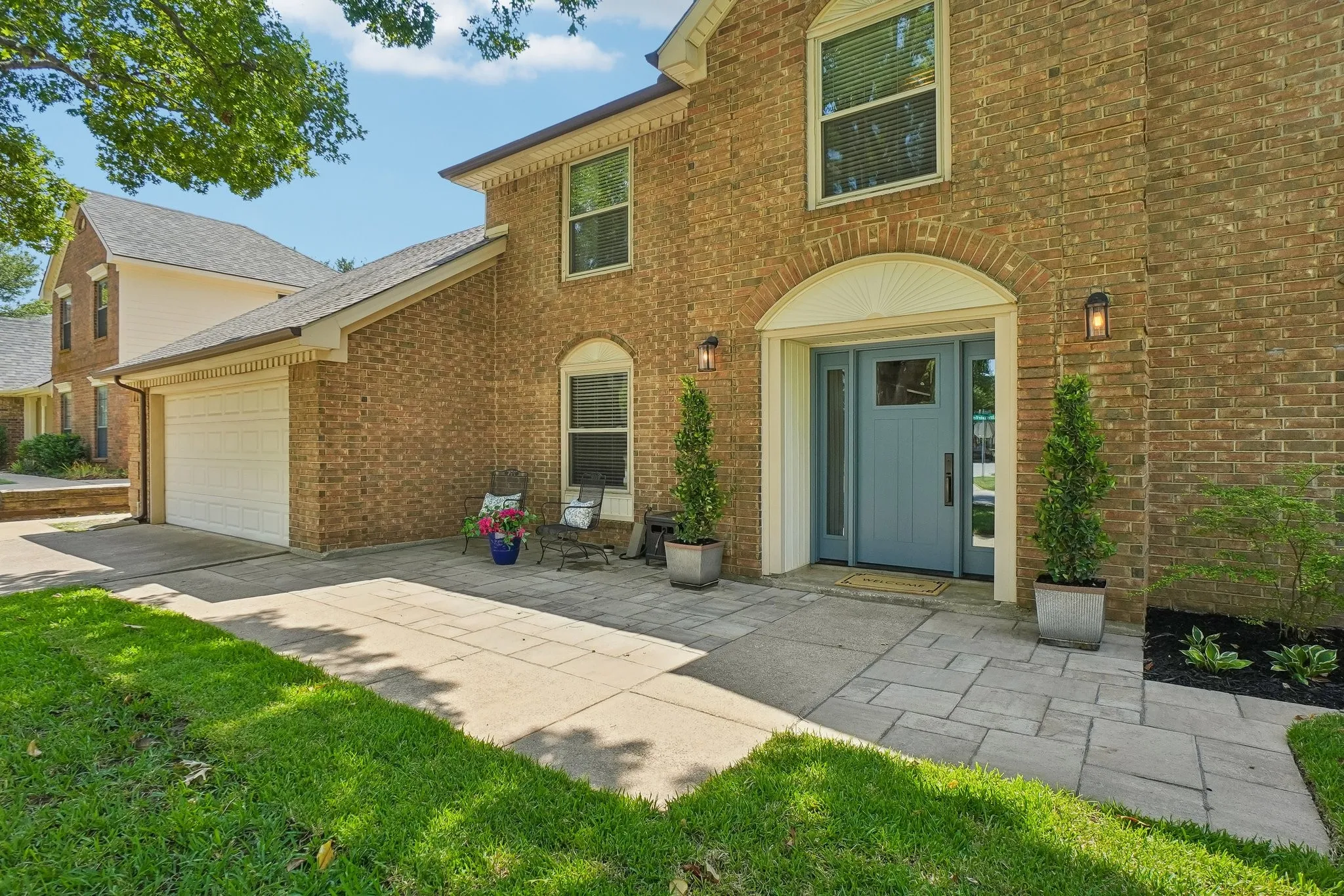 Single Family Residence For Sale in Tarrant County , 3231 Summerfield Drive, Grapevine, Texas 76051, 4 Bedroom, 3 Bathroom, 2 Garage spaces, 2,688 Sqft, built in 1985, mls#21369756, Real Estate Agent in Grapevine, Homes For Sale in Tarrant county, Homes For Sale in Grapevine, Realtor in Grapevine Texas, Real Estate Brokerage Independent Realty Texas, Luminita Cordes Realtor