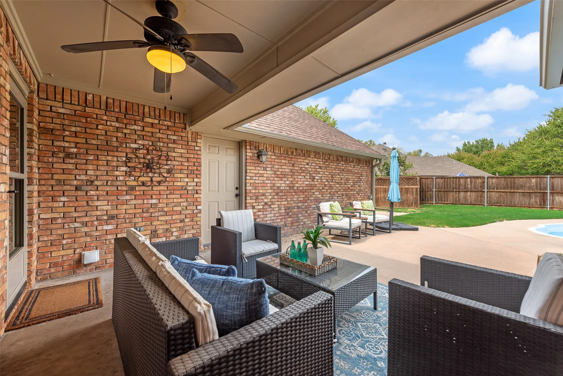 Extended patio has plenty of seating!
