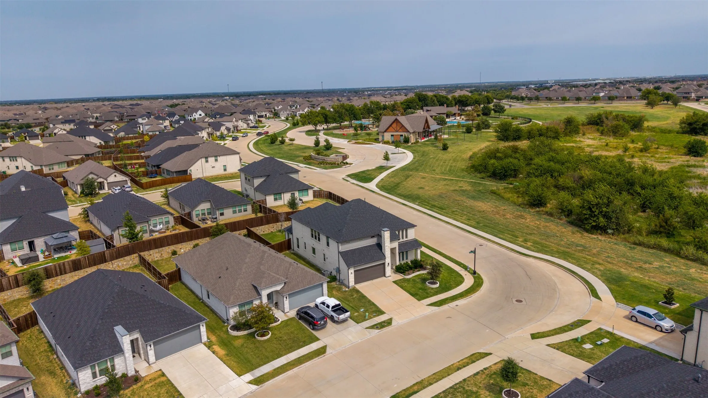 Single Family Residence For Sale in Kaufman County , 1802 Balfour Bend, Forney, Texas 75126, 5 Bedroom, 4 Bathroom, 2 Garage spaces, 3,583 Sqft, built in 2023, mls#21370490, Real Estate Agent in Forney, Homes For Sale in Kaufman county, Homes For Sale in Forney, Realtor in Forney Texas, Real Estate Brokerage Independent Realty Texas, Luminita Cordes Realtor