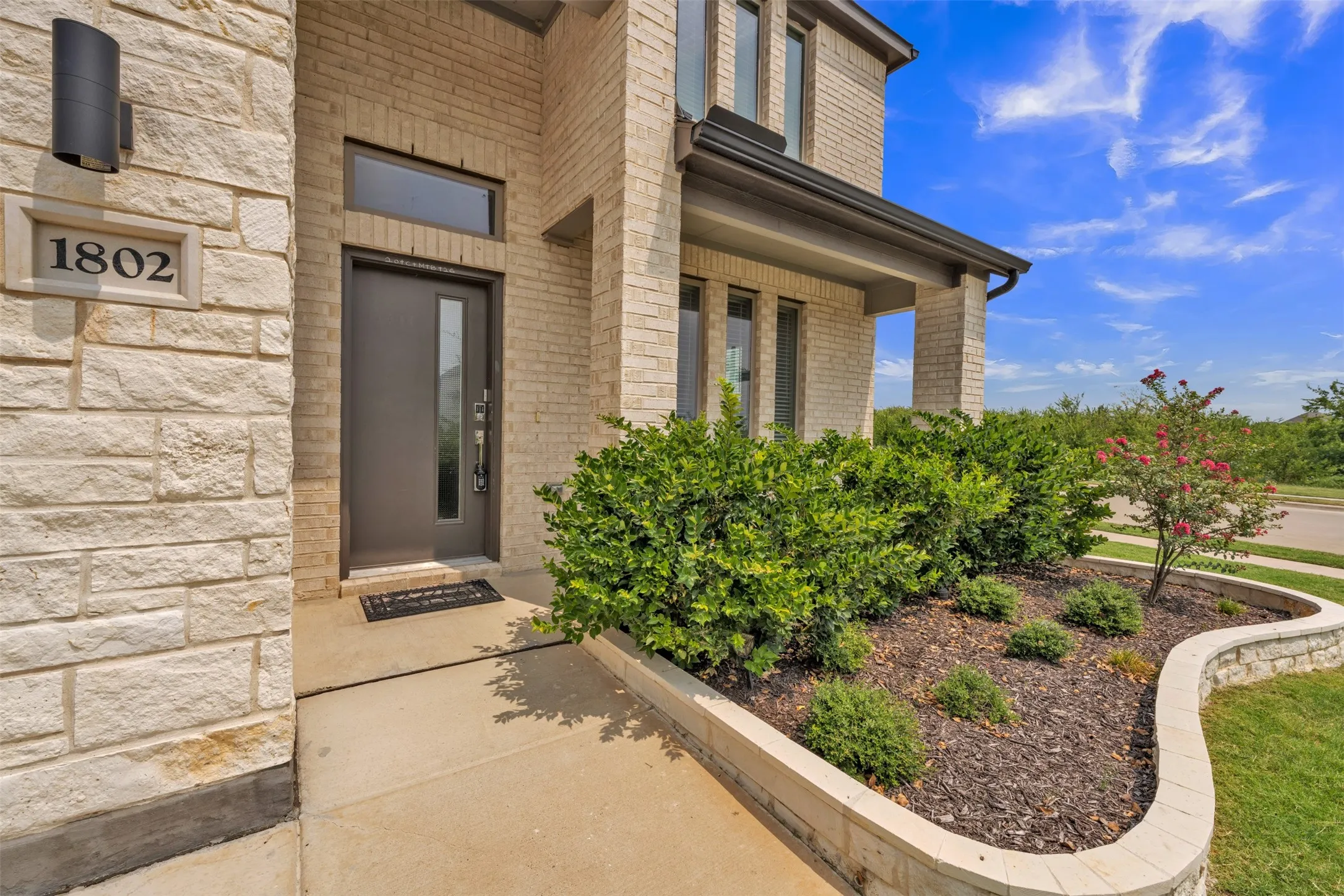Single Family Residence For Sale in Kaufman County , 1802 Balfour Bend, Forney, Texas 75126, 5 Bedroom, 4 Bathroom, 2 Garage spaces, 3,583 Sqft, built in 2023, mls#21370490, Real Estate Agent in Forney, Homes For Sale in Kaufman county, Homes For Sale in Forney, Realtor in Forney Texas, Real Estate Brokerage Independent Realty Texas, Luminita Cordes Realtor