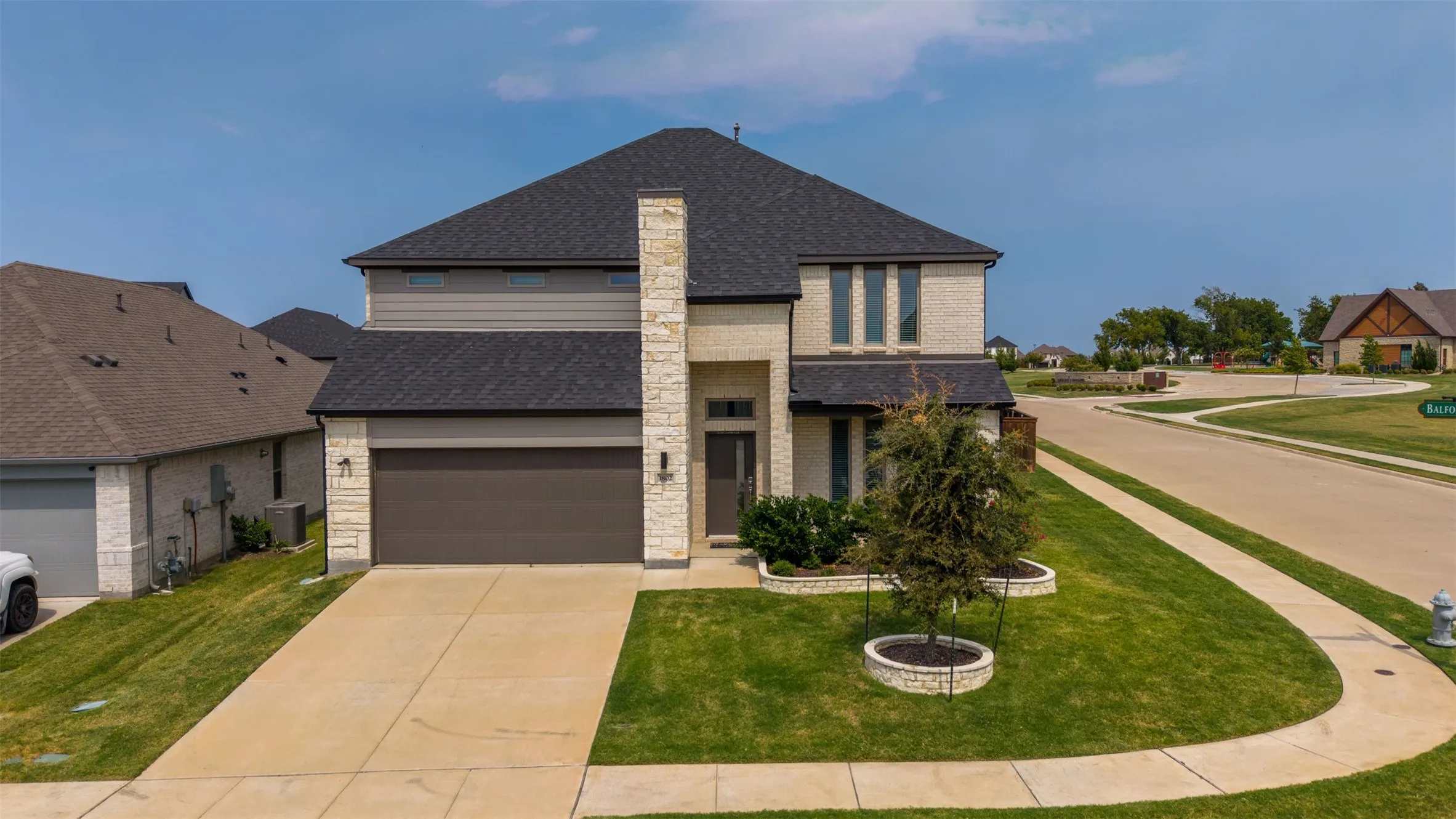 Single Family Residence For Sale in Kaufman County , 1802 Balfour Bend, Forney, Texas 75126, 5 Bedroom, 4 Bathroom, 2 Garage spaces, 3,583 Sqft, built in 2023, mls#21370490, Real Estate Agent in Forney, Homes For Sale in Kaufman county, Homes For Sale in Forney, Realtor in Forney Texas, Real Estate Brokerage Independent Realty Texas, Luminita Cordes Realtor