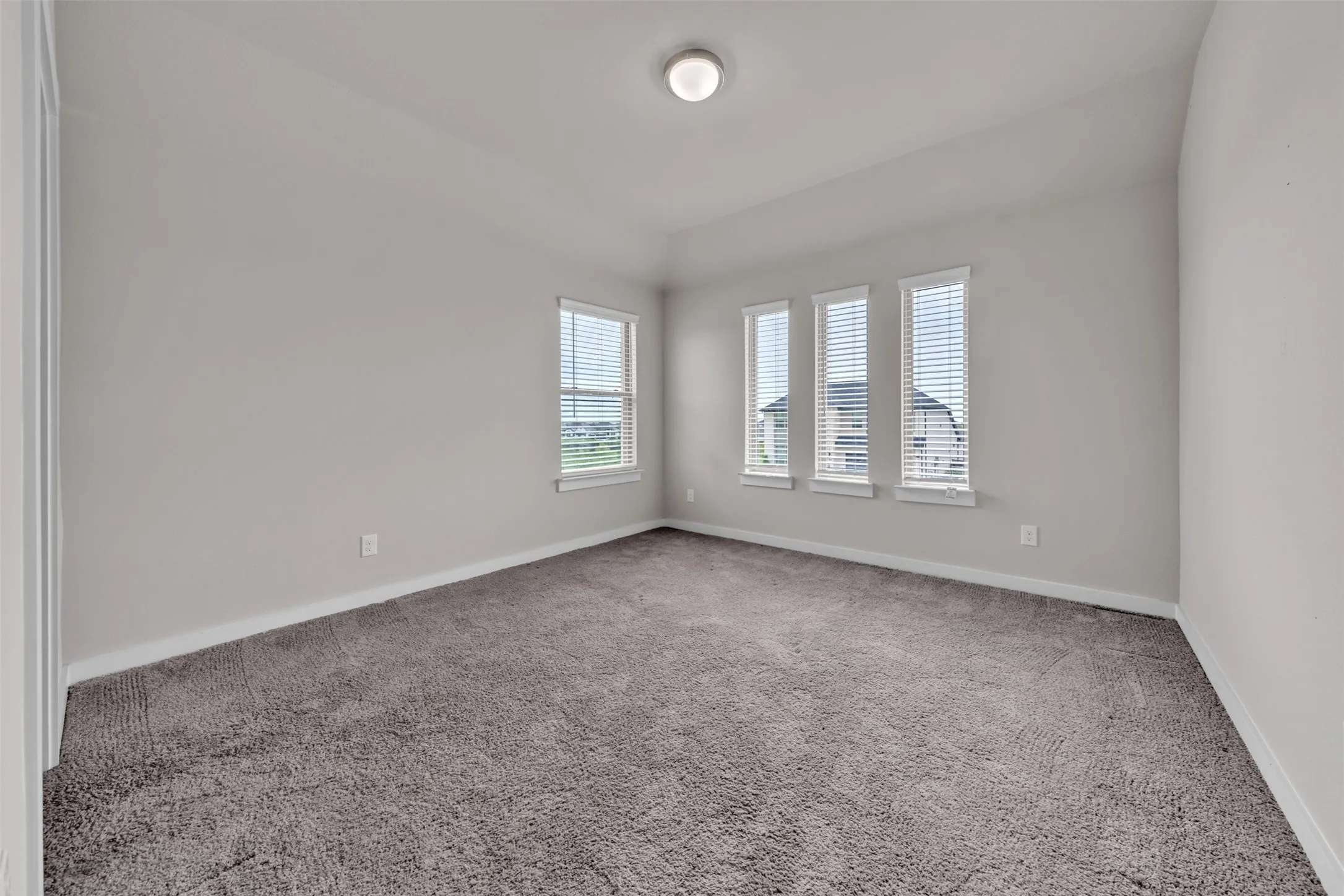 Single Family Residence For Sale in Kaufman County , 1802 Balfour Bend, Forney, Texas 75126, 5 Bedroom, 4 Bathroom, 2 Garage spaces, 3,583 Sqft, built in 2023, mls#21370490, Real Estate Agent in Forney, Homes For Sale in Kaufman county, Homes For Sale in Forney, Realtor in Forney Texas, Real Estate Brokerage Independent Realty Texas, Luminita Cordes Realtor