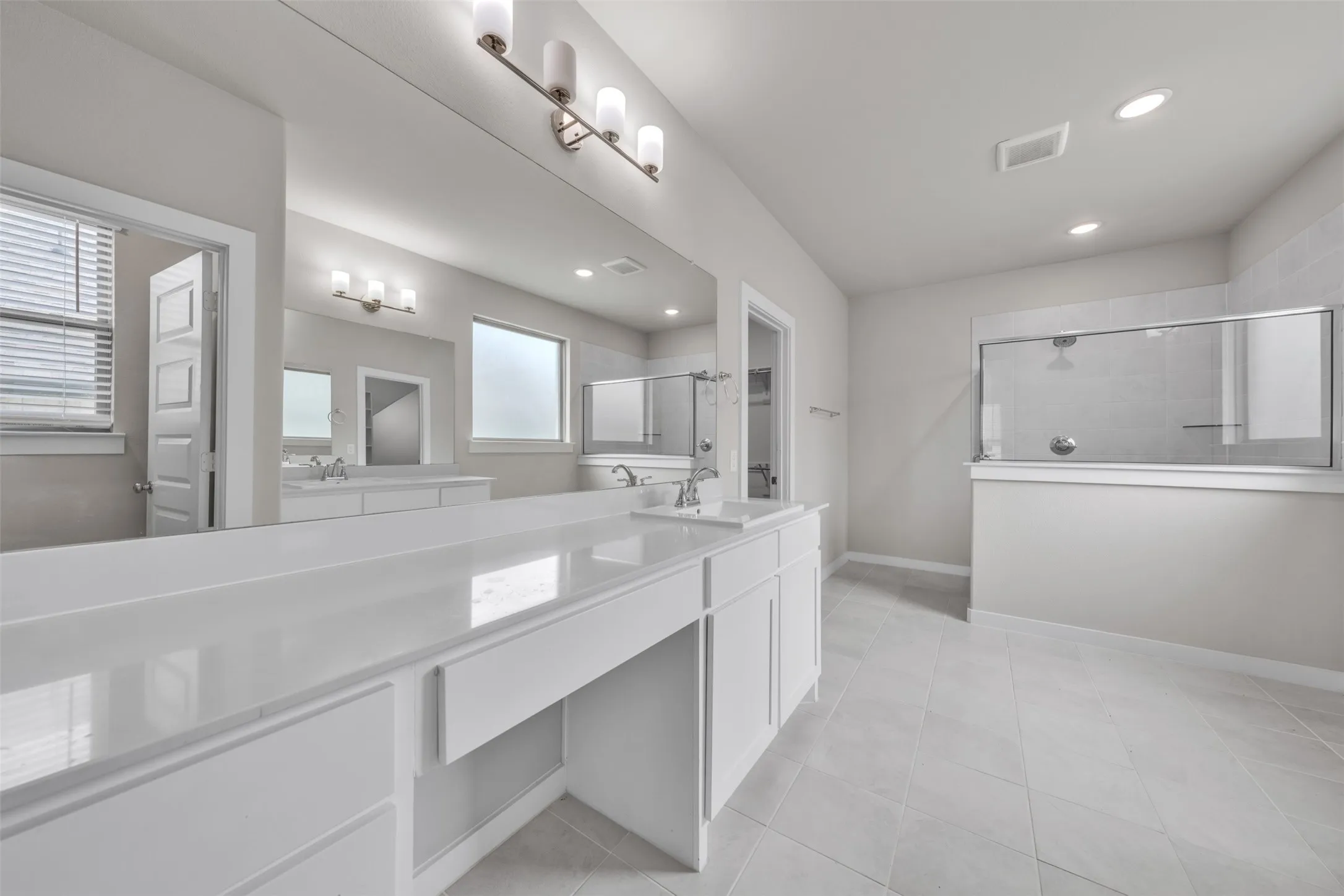 Single Family Residence For Sale in Kaufman County , 1802 Balfour Bend, Forney, Texas 75126, 5 Bedroom, 4 Bathroom, 2 Garage spaces, 3,583 Sqft, built in 2023, mls#21370490, Real Estate Agent in Forney, Homes For Sale in Kaufman county, Homes For Sale in Forney, Realtor in Forney Texas, Real Estate Brokerage Independent Realty Texas, Luminita Cordes Realtor