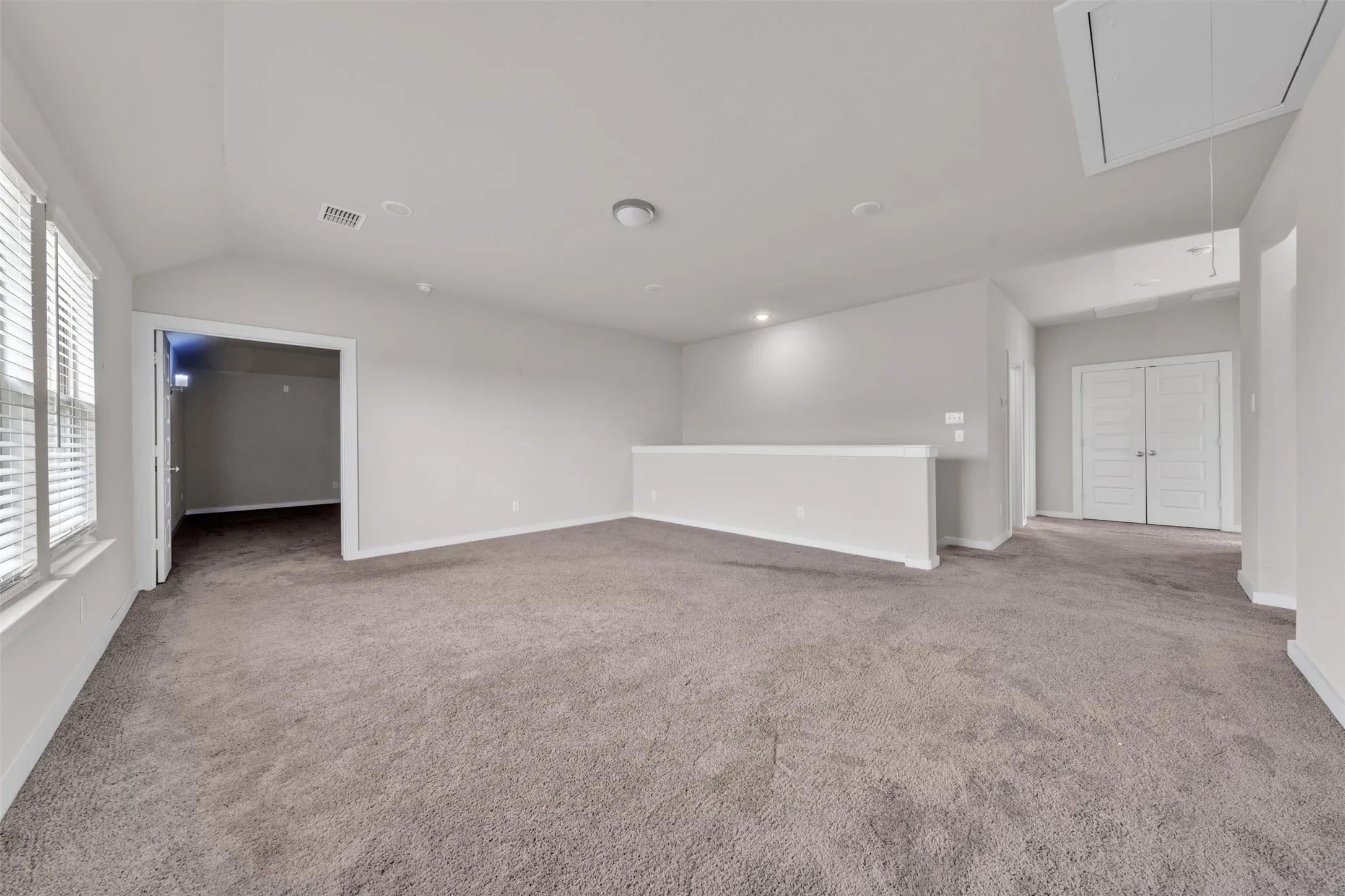 Single Family Residence For Sale in Kaufman County , 1802 Balfour Bend, Forney, Texas 75126, 5 Bedroom, 4 Bathroom, 2 Garage spaces, 3,583 Sqft, built in 2023, mls#21370490, Real Estate Agent in Forney, Homes For Sale in Kaufman county, Homes For Sale in Forney, Realtor in Forney Texas, Real Estate Brokerage Independent Realty Texas, Luminita Cordes Realtor