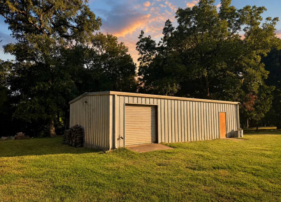Single Family Residence For Sale in Hill County , 101 Rose Way, Aquilla, Texas 76622, 2 Bedroom, 1 Bathroom, Garage spaces, 1,305 Sqft, built in 2025, mls#21372163, Real Estate Agent in Aquilla, Homes For Sale in Hill county, Homes For Sale in Aquilla, Realtor in Aquilla Texas, Real Estate Brokerage Independent Realty Texas, Luminita Cordes Realtor