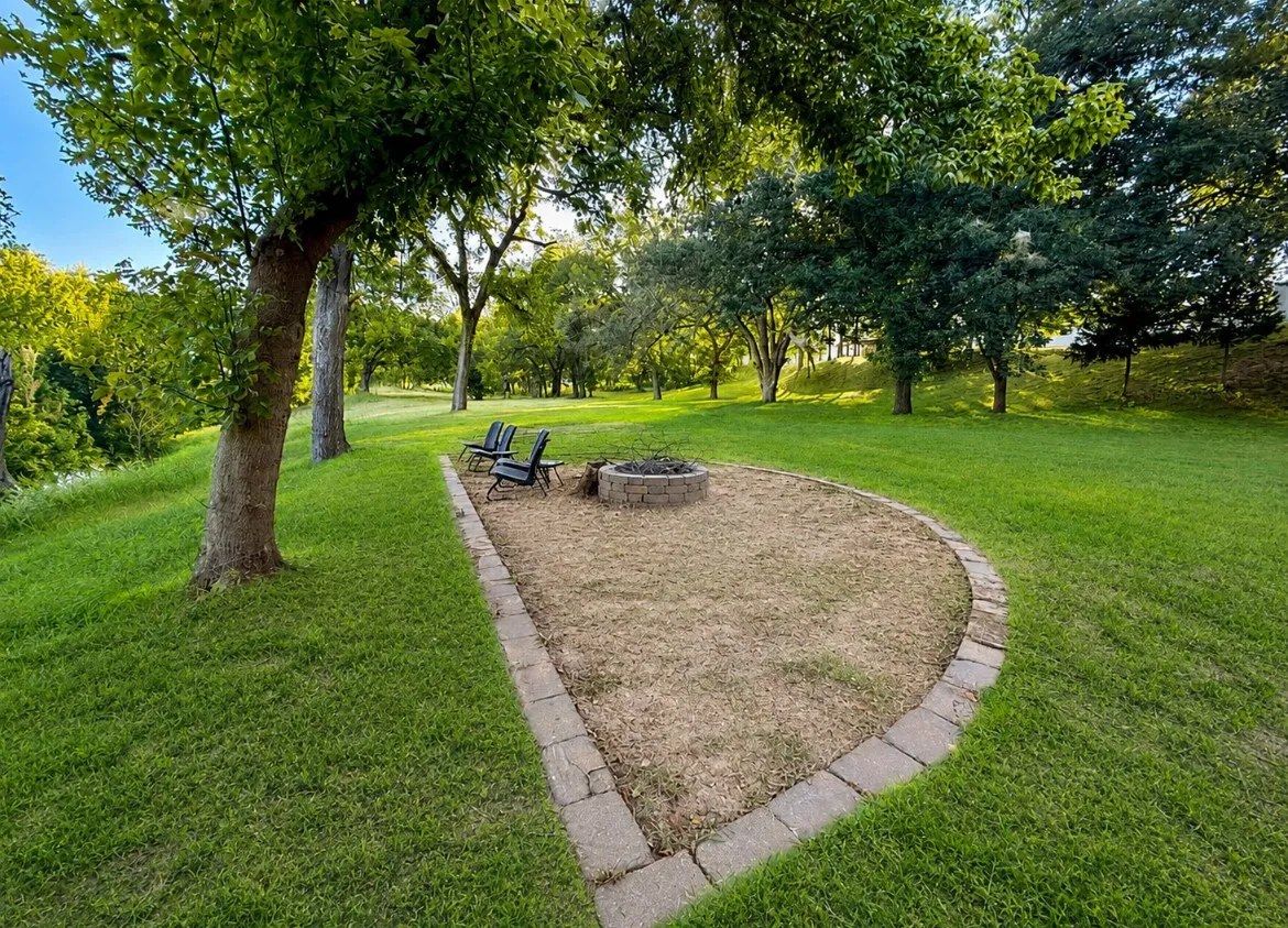 Single Family Residence For Sale in Hill County , 101 Rose Way, Aquilla, Texas 76622, 2 Bedroom, 1 Bathroom, Garage spaces, 1,305 Sqft, built in 2025, mls#21372163, Real Estate Agent in Aquilla, Homes For Sale in Hill county, Homes For Sale in Aquilla, Realtor in Aquilla Texas, Real Estate Brokerage Independent Realty Texas, Luminita Cordes Realtor