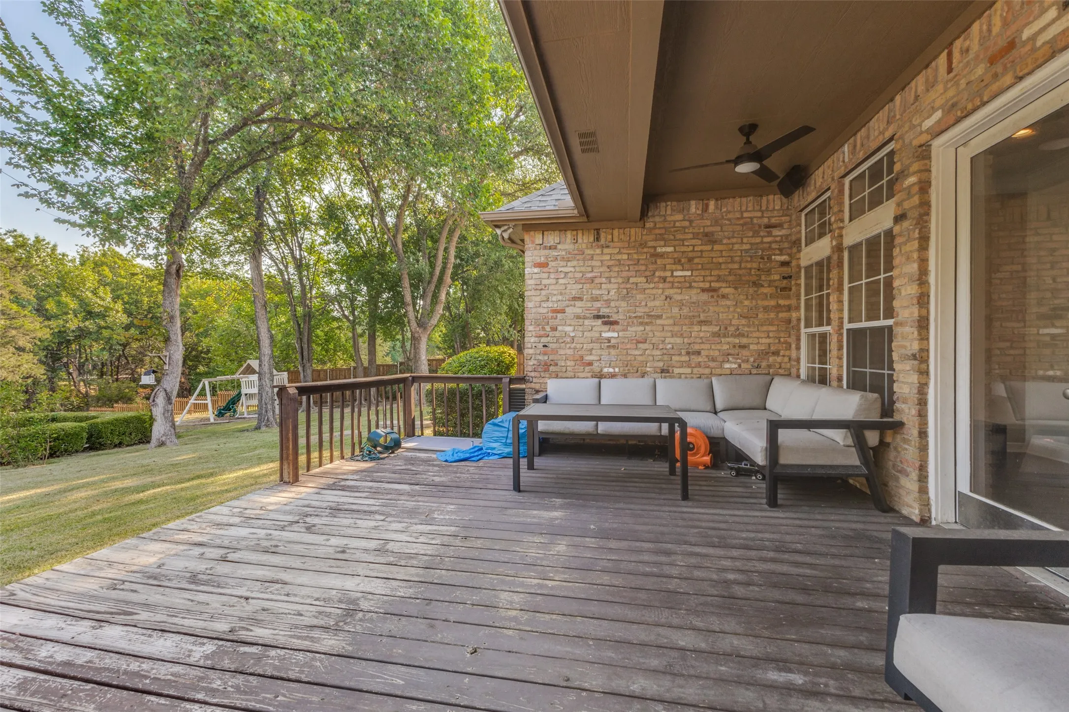 Single Family Residence For Sale in Rockwall County , 529 Chippendale Drive, Heath, Texas 75032, 5 Bedroom, 4 Bathroom, 3 Garage spaces, 3,196 Sqft, built in 1991, mls#21371033, Real Estate Agent in Heath, Homes For Sale in Rockwall county, Homes For Sale in Heath, Realtor in Heath Texas, Real Estate Brokerage Independent Realty Texas, Luminita Cordes Realtor