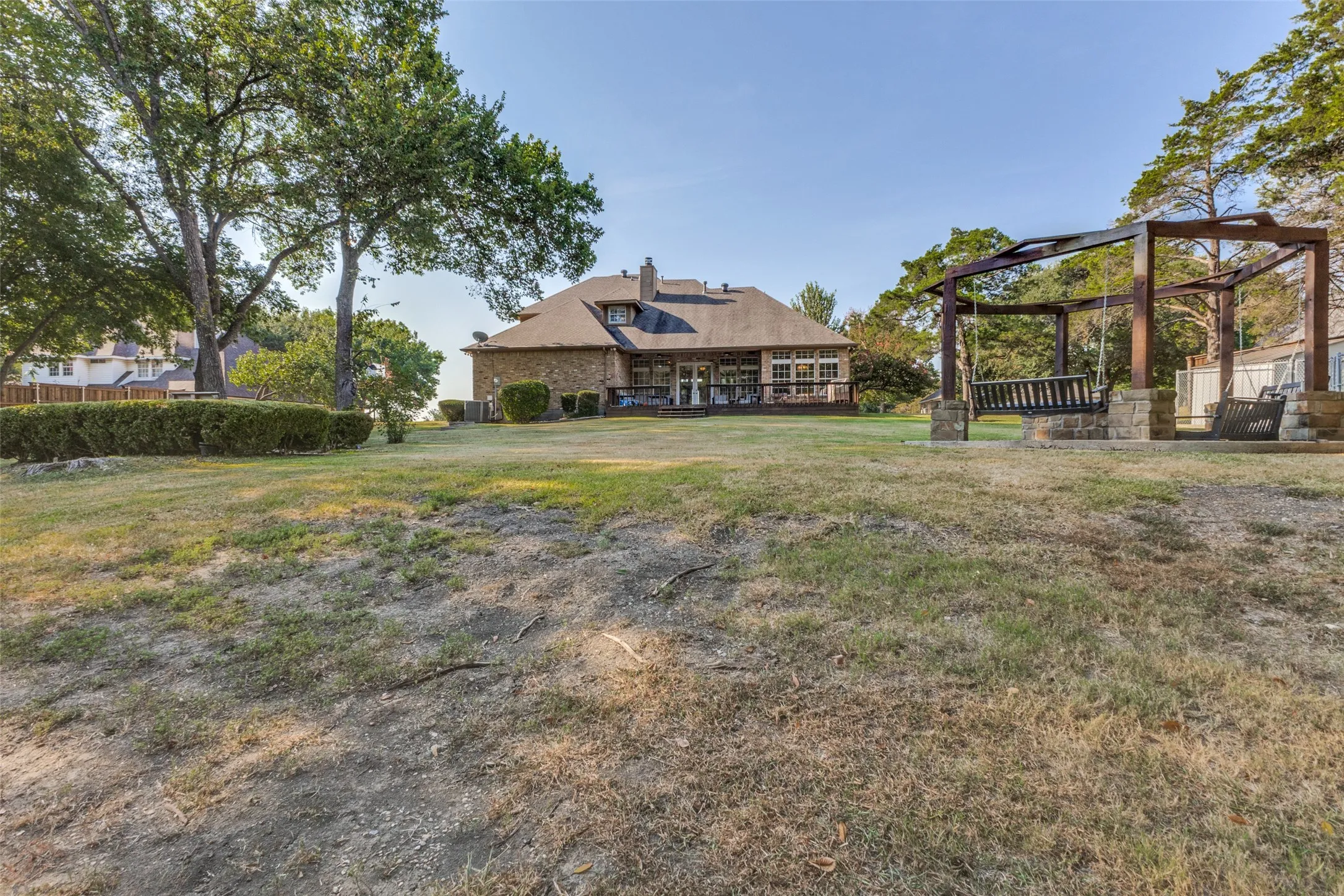 Single Family Residence For Sale in Rockwall County , 529 Chippendale Drive, Heath, Texas 75032, 5 Bedroom, 4 Bathroom, 3 Garage spaces, 3,196 Sqft, built in 1991, mls#21371033, Real Estate Agent in Heath, Homes For Sale in Rockwall county, Homes For Sale in Heath, Realtor in Heath Texas, Real Estate Brokerage Independent Realty Texas, Luminita Cordes Realtor