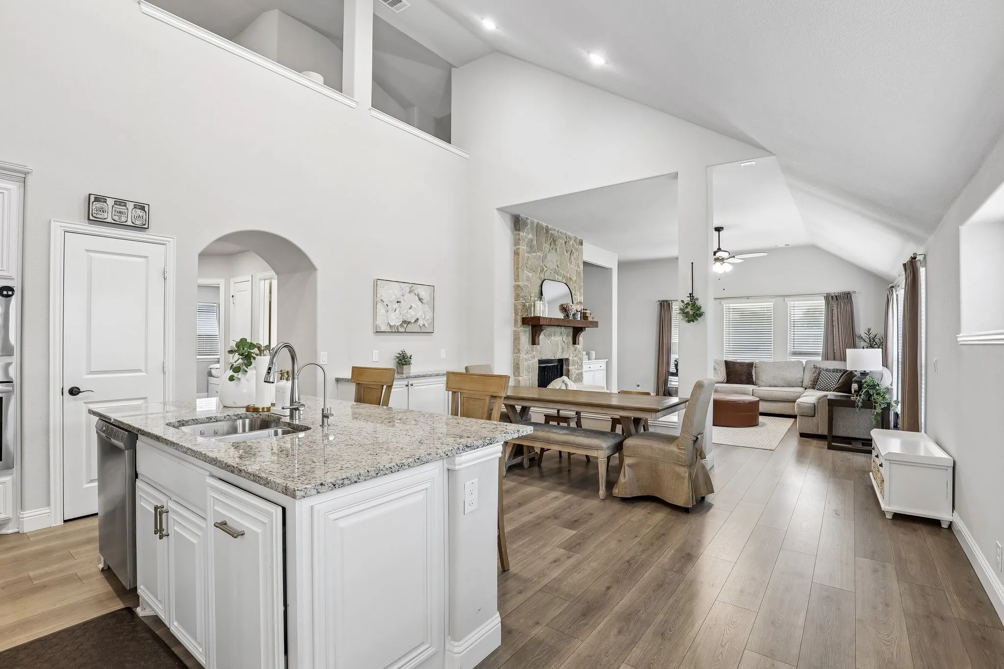 Single Family Residence For Sale in Dallas County , 166 Martinique Drive, Lancaster, Texas 75146, 4 Bedroom, 3 Bathroom, 2 Garage spaces, 2,335 Sqft, built in 2023, mls#21372200, Real Estate Agent in Lancaster, Homes For Sale in Dallas county, Homes For Sale in Lancaster, Realtor in Lancaster Texas, Real Estate Brokerage Independent Realty Texas, Luminita Cordes Realtor