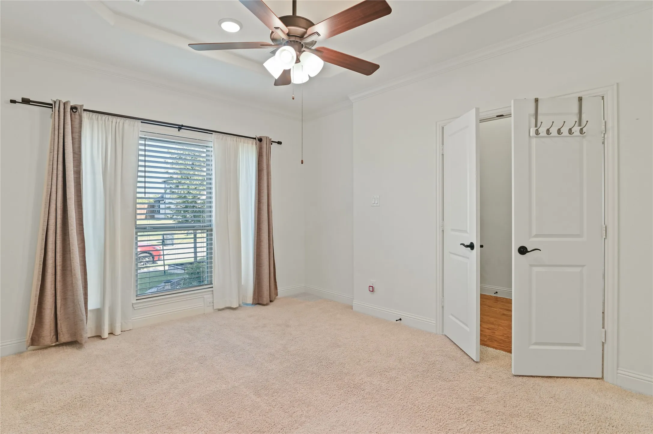 Single Family Residence For Sale in Collin County , 1611 Mc Master Lane, Prosper, Texas 75078, 5 Bedroom, 4 Bathroom, 2 Garage spaces, 3,673 Sqft, built in 2023, mls#21366421, Real Estate Agent in Prosper, Homes For Sale in Collin county, Homes For Sale in Prosper, Realtor in Prosper Texas, Real Estate Brokerage Independent Realty Texas, Luminita Cordes Realtor