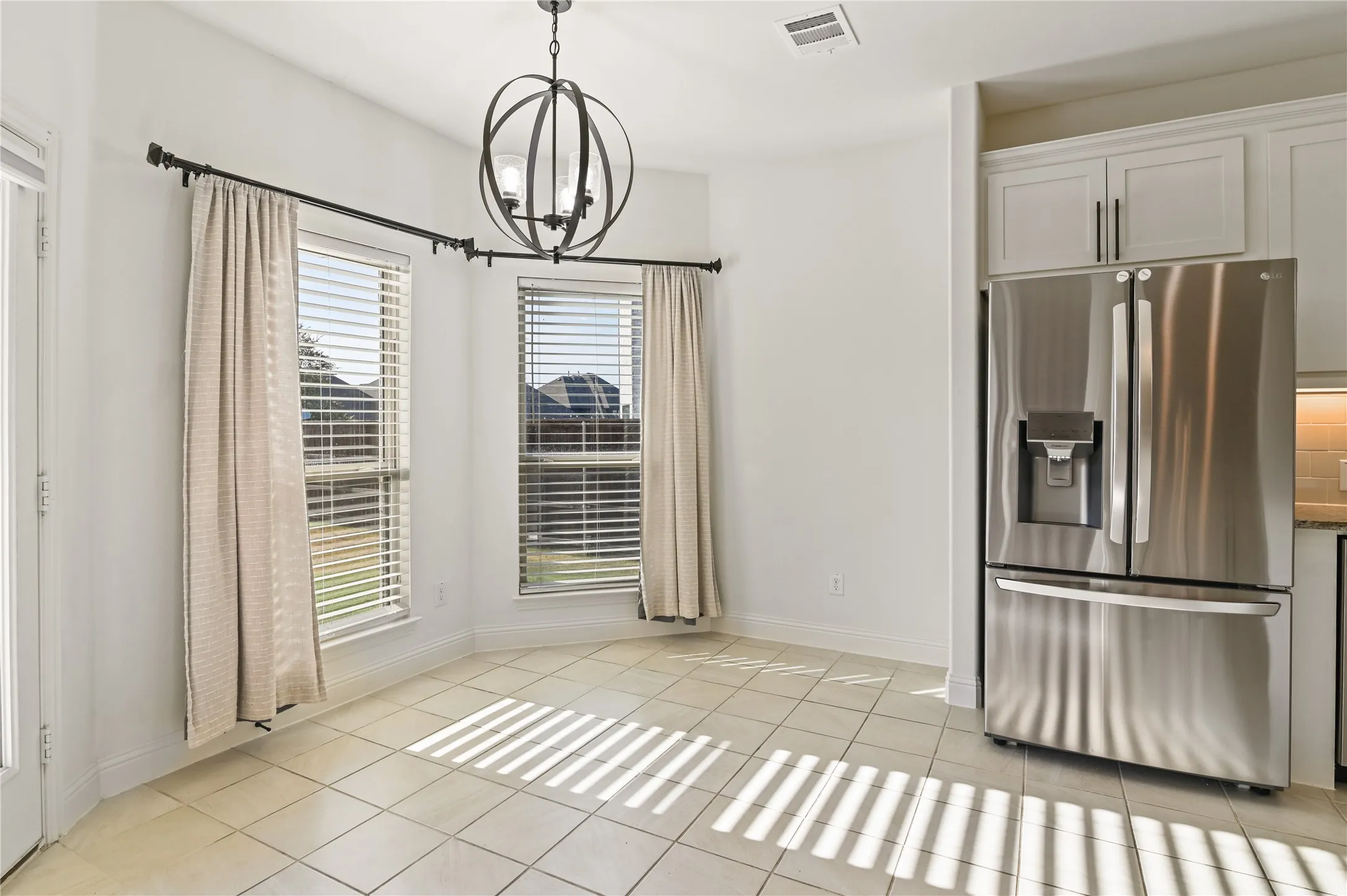 Single Family Residence For Sale in Collin County , 1611 Mc Master Lane, Prosper, Texas 75078, 5 Bedroom, 4 Bathroom, 2 Garage spaces, 3,673 Sqft, built in 2023, mls#21366421, Real Estate Agent in Prosper, Homes For Sale in Collin county, Homes For Sale in Prosper, Realtor in Prosper Texas, Real Estate Brokerage Independent Realty Texas, Luminita Cordes Realtor