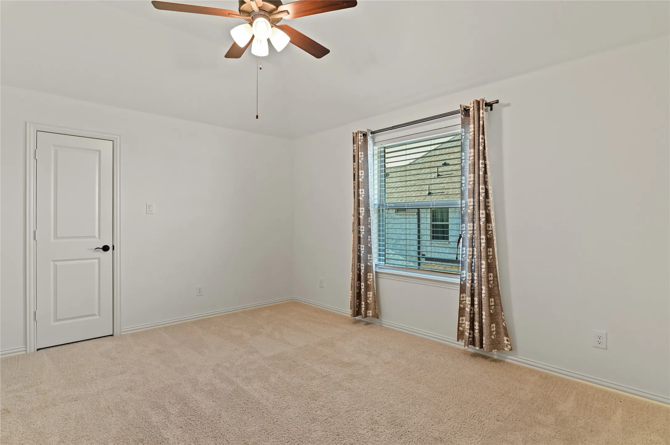 Single Family Residence For Sale in Collin County , 1611 Mc Master Lane, Prosper, Texas 75078, 5 Bedroom, 4 Bathroom, 2 Garage spaces, 3,673 Sqft, built in 2023, mls#21366421, Real Estate Agent in Prosper, Homes For Sale in Collin county, Homes For Sale in Prosper, Realtor in Prosper Texas, Real Estate Brokerage Independent Realty Texas, Luminita Cordes Realtor