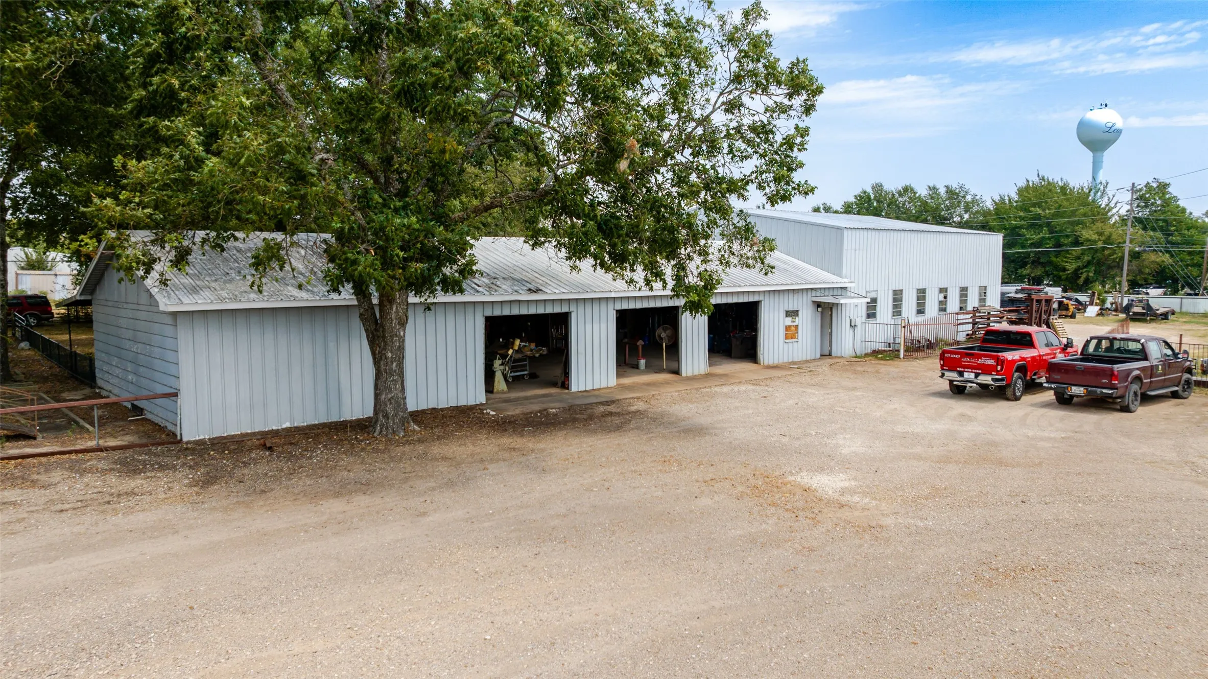 Warehouse For Sale in Lamar County , 4687 E Highway 82, Paris, Texas 75462, 0, 0, Garage spaces, 0 Sqft, built in 1970, mls#21372277, Real Estate Agent in Paris, Homes For Sale in Lamar county, Homes For Sale in Paris, Realtor in Paris Texas, Real Estate Brokerage Independent Realty Texas, Luminita Cordes Realtor