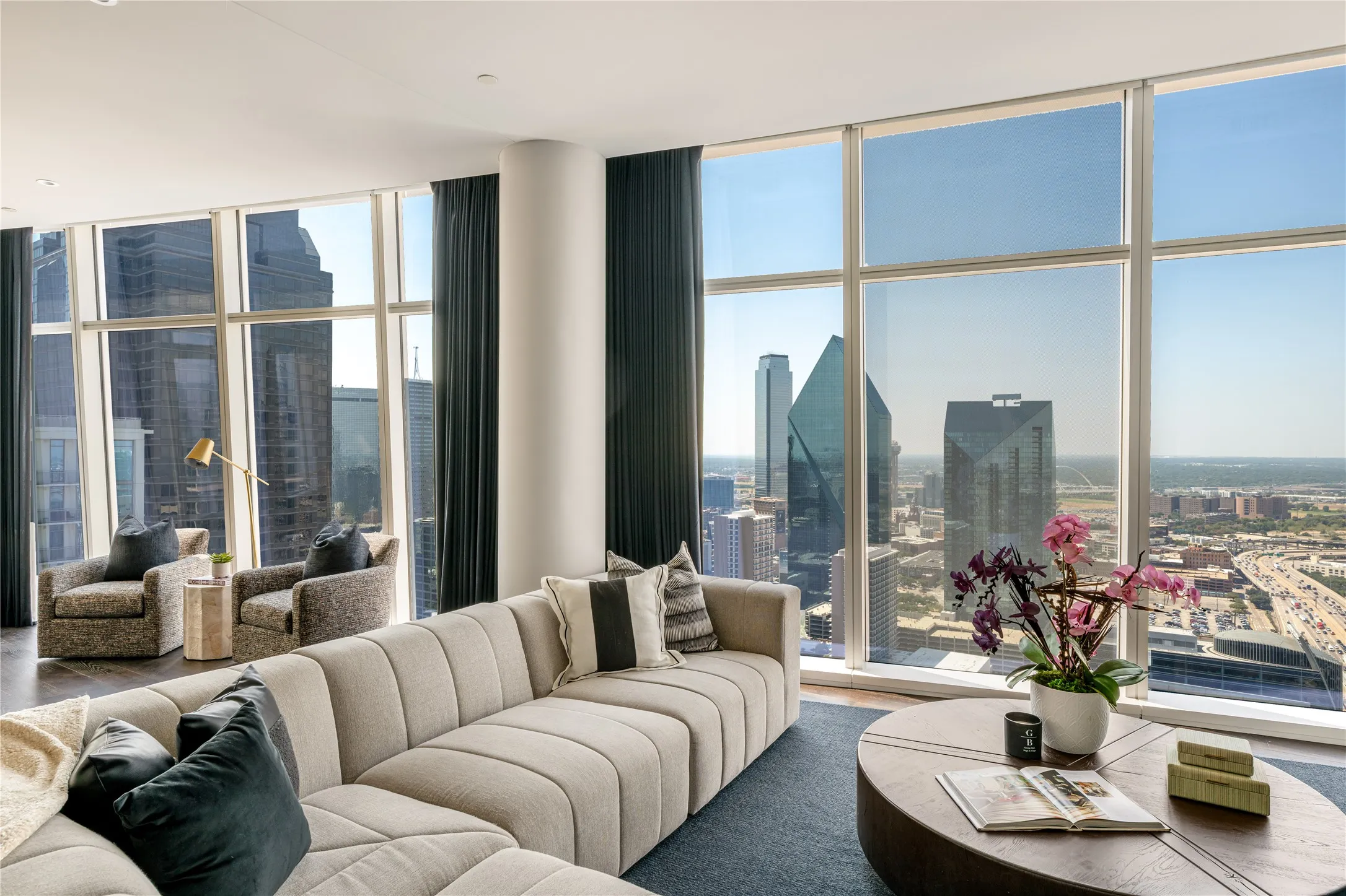 Condominium For Sale in Dallas County , 1918 Olive Street 3403, Dallas, Texas 75201, 2 Bedroom, 2 Bathroom, 2 Garage spaces, 2,417 Sqft, built in 2012, mls#21372283, Real Estate Agent in Dallas, Homes For Sale in Dallas county, Homes For Sale in Dallas, Realtor in Dallas Texas, Real Estate Brokerage Independent Realty Texas, Luminita Cordes Realtor