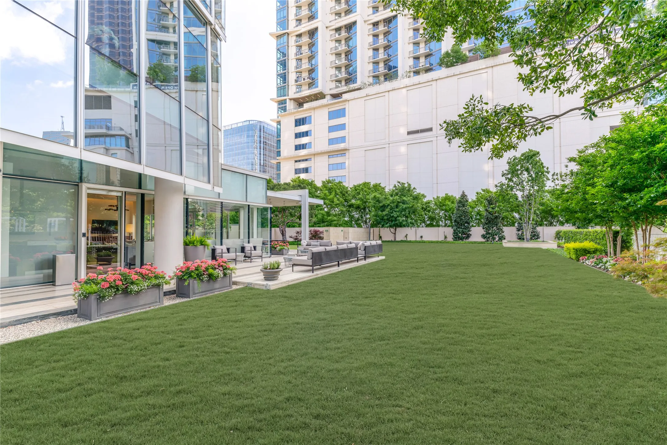 Condominium For Sale in Dallas County , 1918 Olive Street 3403, Dallas, Texas 75201, 2 Bedroom, 2 Bathroom, 2 Garage spaces, 2,417 Sqft, built in 2012, mls#21372283, Real Estate Agent in Dallas, Homes For Sale in Dallas county, Homes For Sale in Dallas, Realtor in Dallas Texas, Real Estate Brokerage Independent Realty Texas, Luminita Cordes Realtor