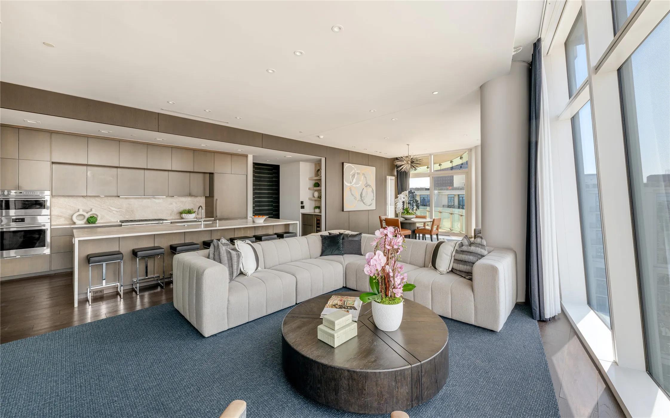 Condominium For Sale in Dallas County , 1918 Olive Street 3403, Dallas, Texas 75201, 2 Bedroom, 2 Bathroom, 2 Garage spaces, 2,417 Sqft, built in 2012, mls#21372283, Real Estate Agent in Dallas, Homes For Sale in Dallas county, Homes For Sale in Dallas, Realtor in Dallas Texas, Real Estate Brokerage Independent Realty Texas, Luminita Cordes Realtor